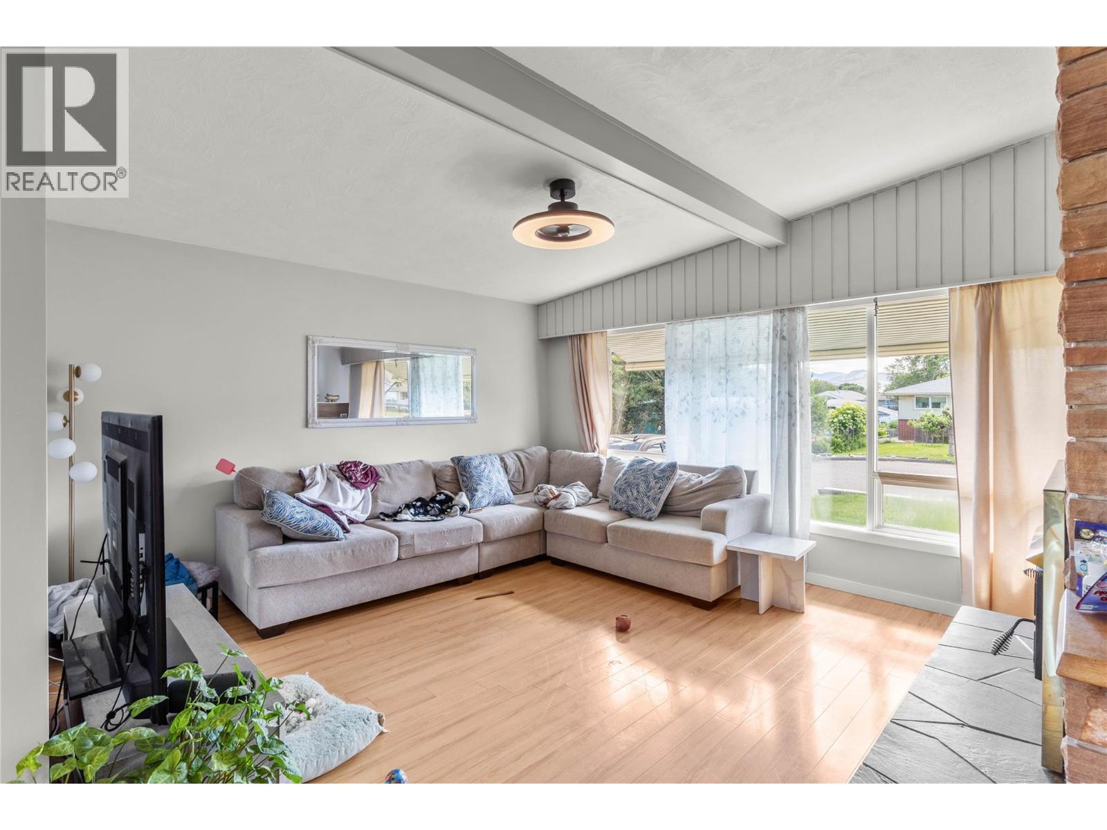 745 Kelly Drive, Kamloops, British Columbia  V2B 4G5 - Photo 9 - 10390186