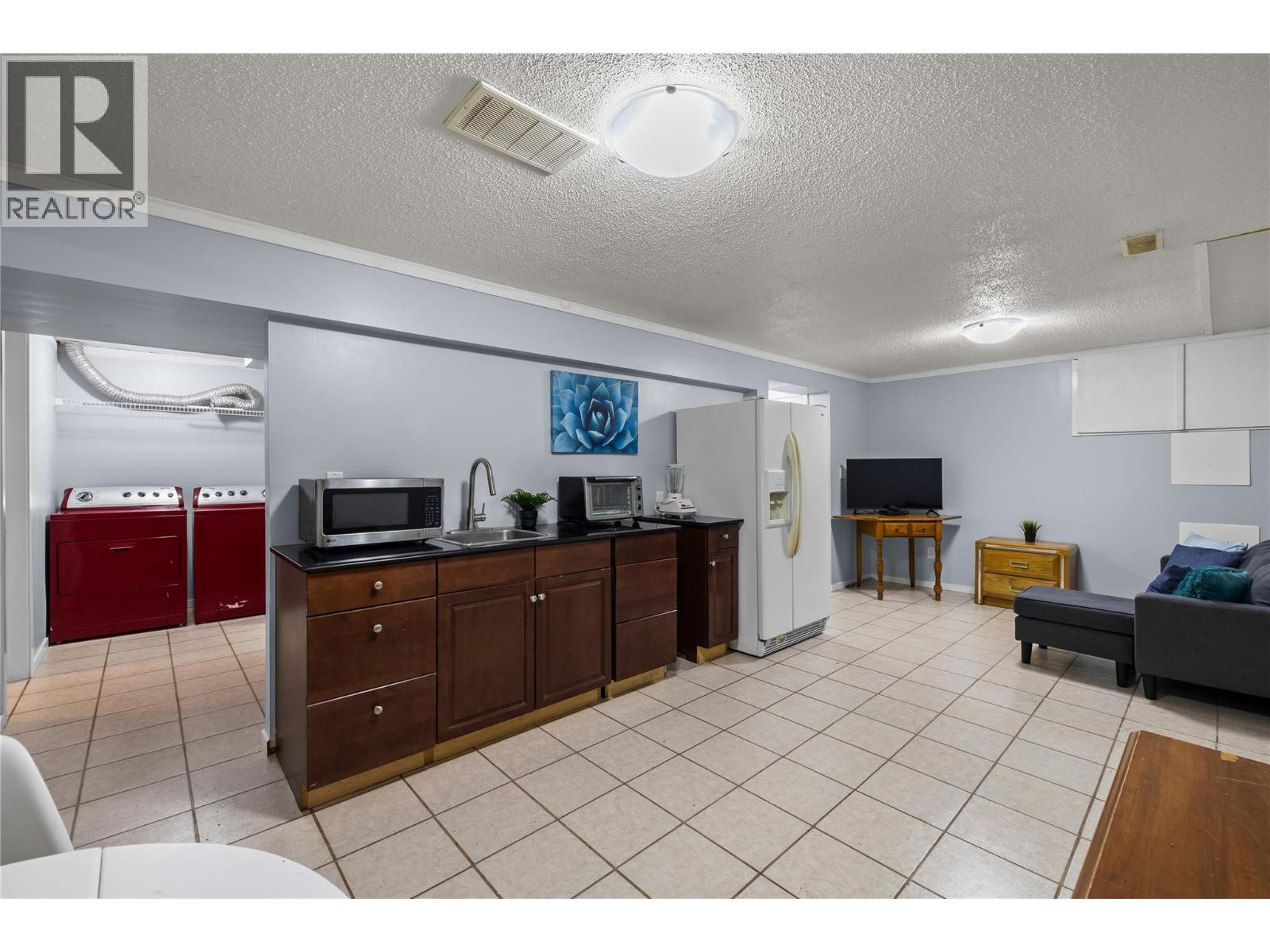 730 Cupar Road, Kelowna, British Columbia  V1X 1R6 - Photo 11 - 10390927