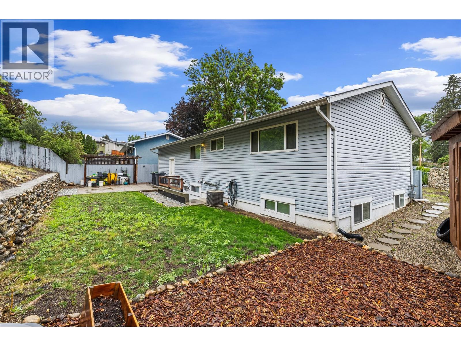 730 Cupar Road, Kelowna, British Columbia  V1X 1R6 - Photo 19 - 10390927