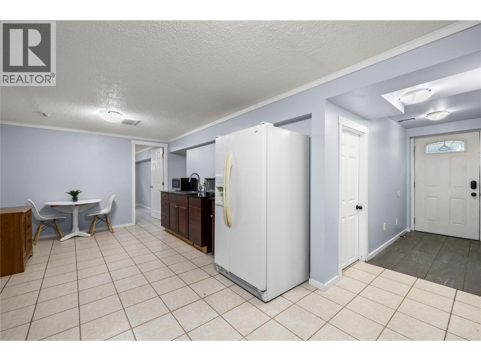 730 Cupar Road, Kelowna, British Columbia  V1X 1R6 - Photo 9 - 10390927