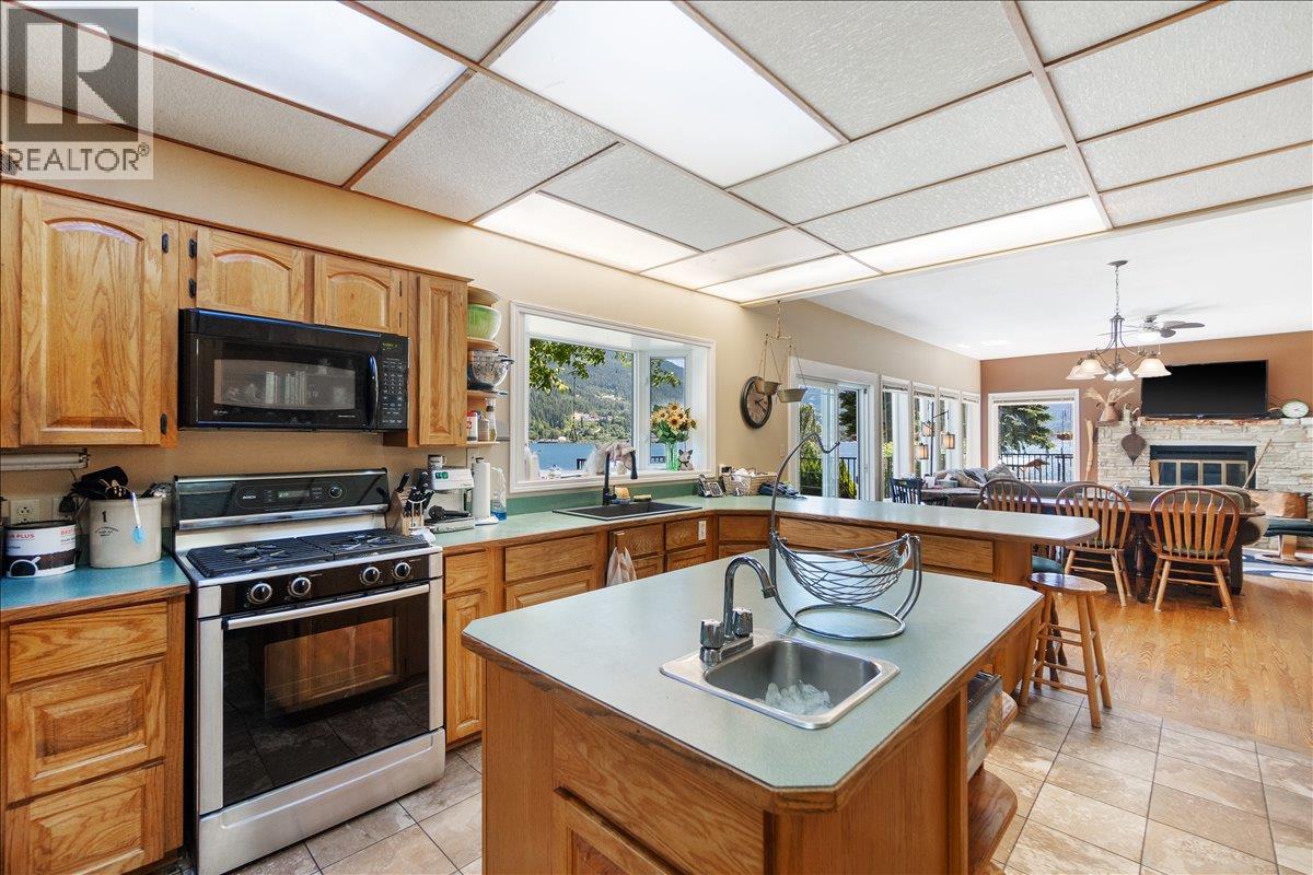1089, 1090 3a Highway, Nelson, British Columbia  V1L 6J5 - Photo 18 - 10390741