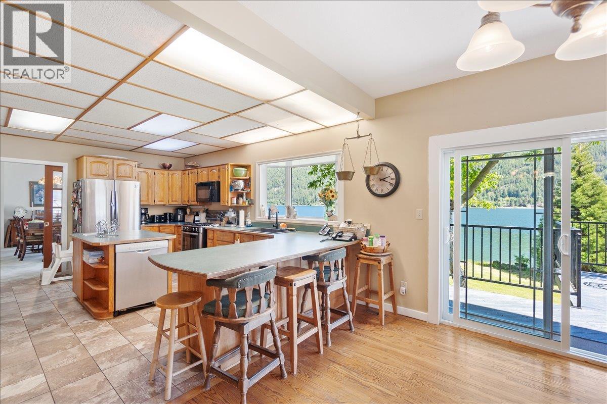 1089, 1090 3a Highway, Nelson, British Columbia  V1L 6J5 - Photo 21 - 10390741