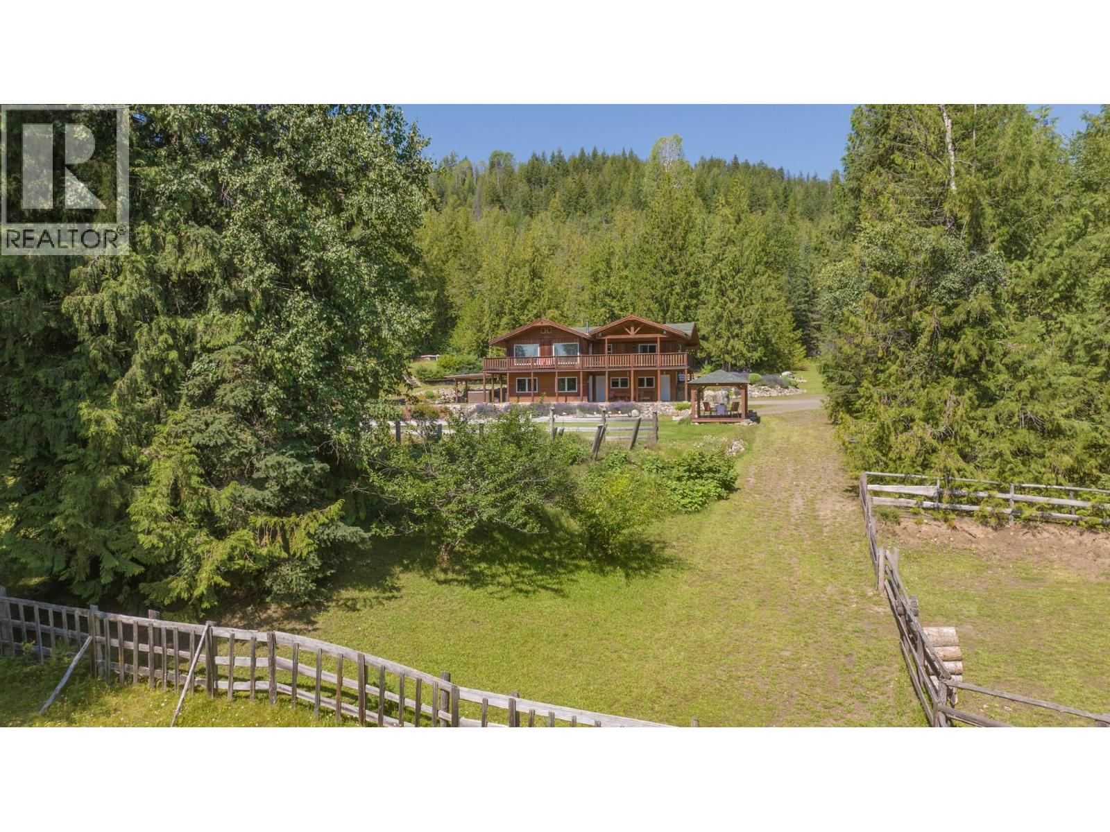 296 Trinity Valley Road, Lumby, British Columbia  V0E 2G4 - Photo 14 - 10390460