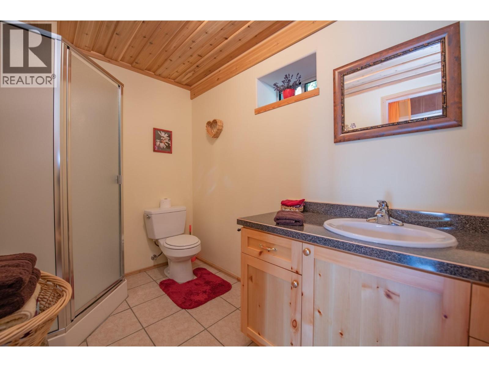 296 Trinity Valley Road, Lumby, British Columbia  V0E 2G4 - Photo 31 - 10390460