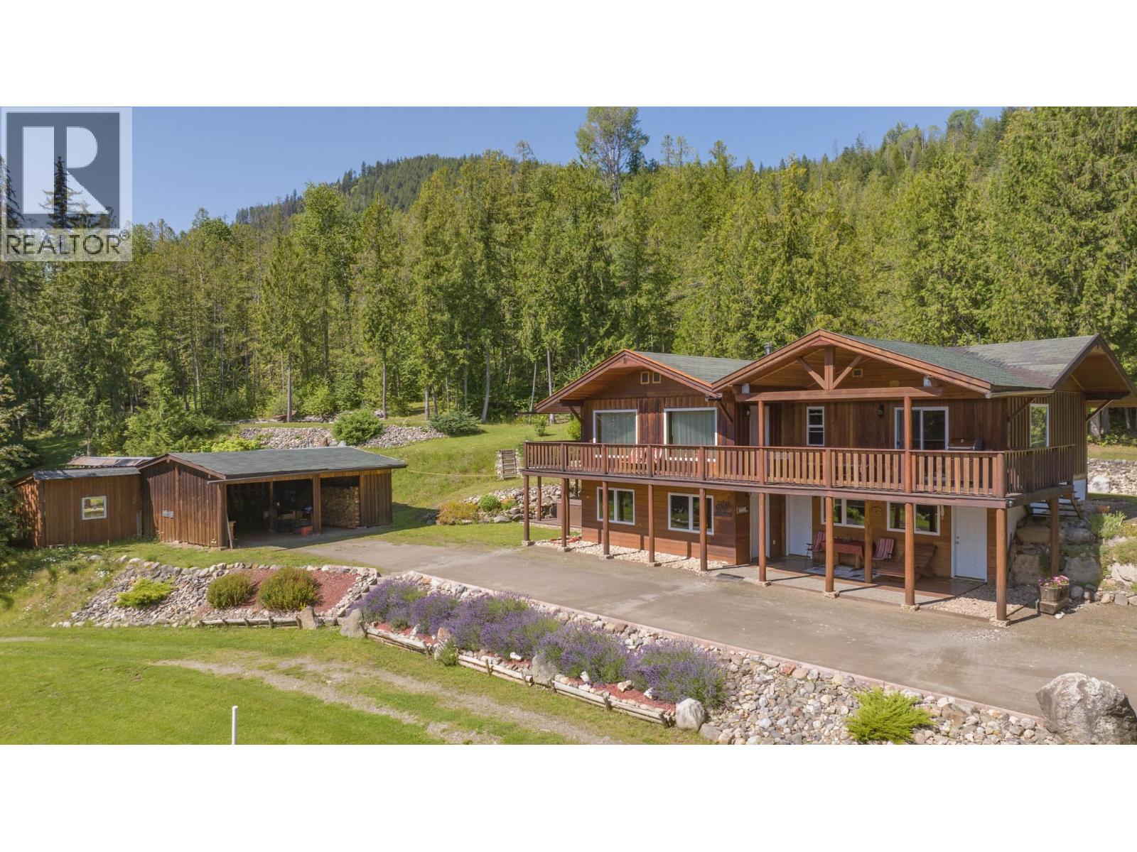 296 Trinity Valley Road, Lumby, British Columbia  V0E 2G4 - Photo 6 - 10390460