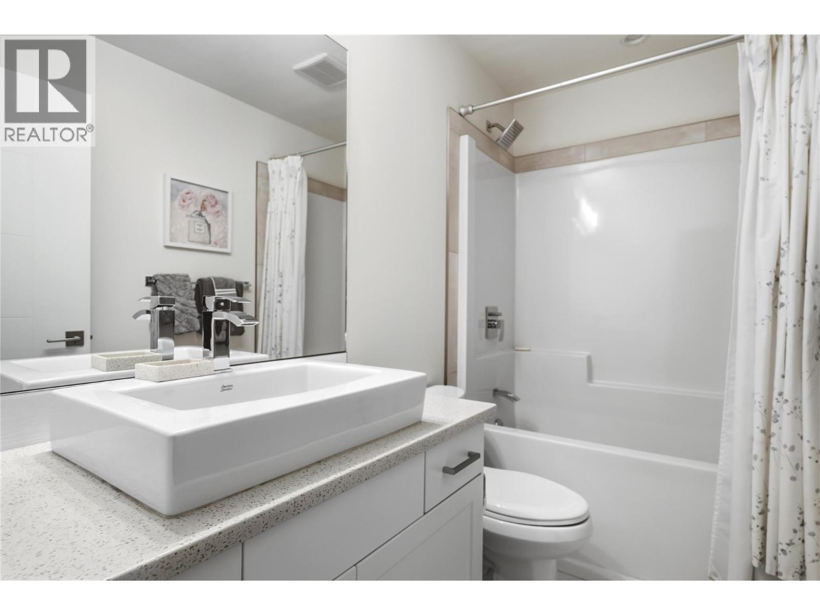 300 Drysdale Boulevard Unit# 8, Kelowna, British Columbia  V1V 3E6 - Photo 32 - 10391073