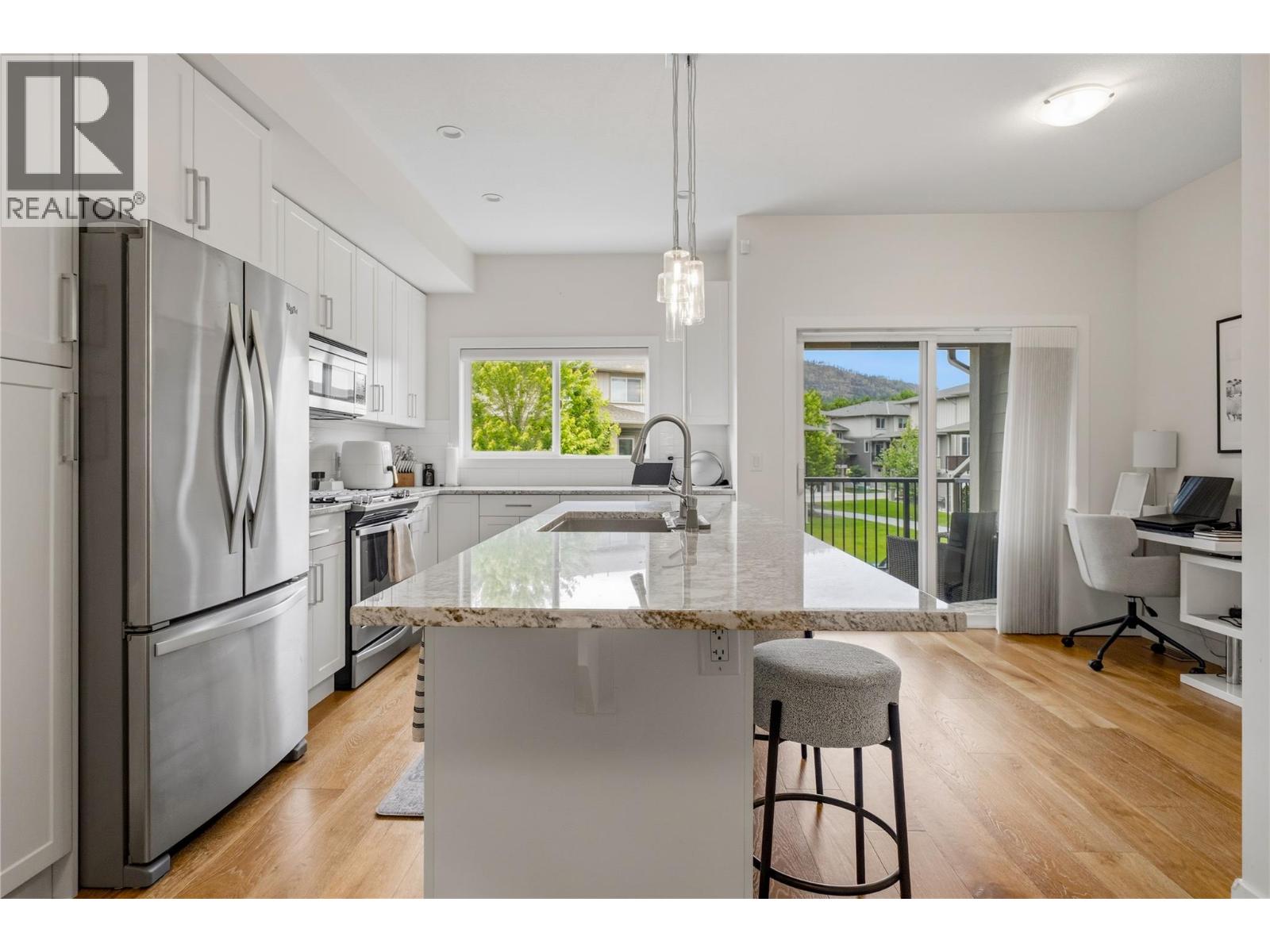300 Drysdale Boulevard Unit# 8, Kelowna, British Columbia  V1V 3E6 - Photo 4 - 10391073