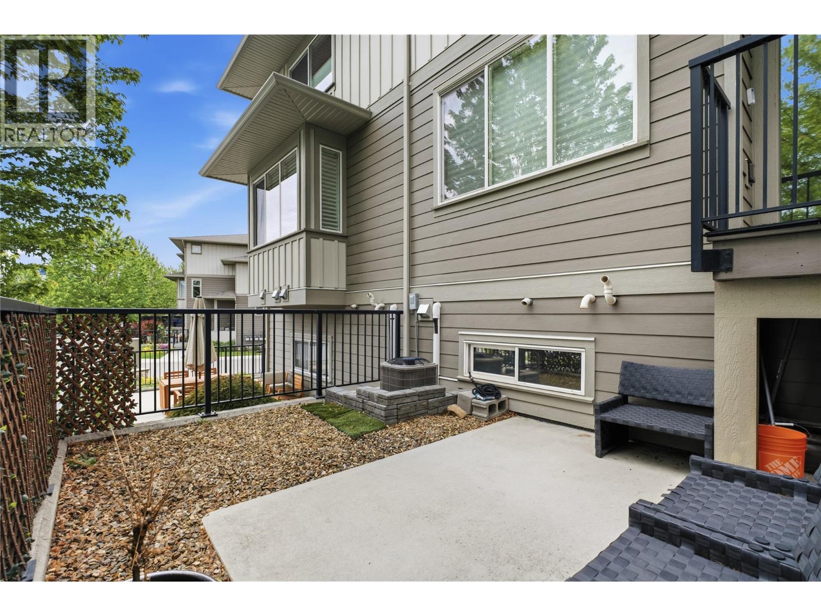 300 Drysdale Boulevard Unit# 8, Kelowna, British Columbia  V1V 3E6 - Photo 46 - 10391073