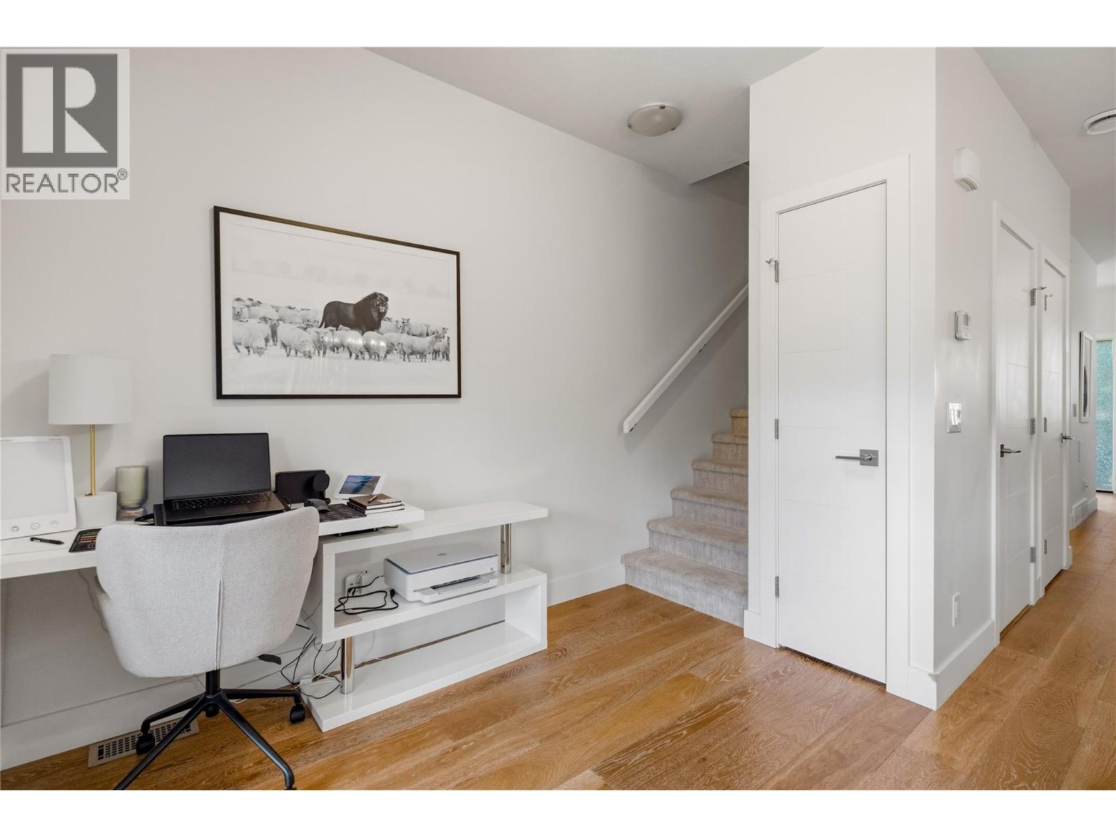 300 Drysdale Boulevard Unit# 8, Kelowna, British Columbia  V1V 3E6 - Photo 8 - 10391073