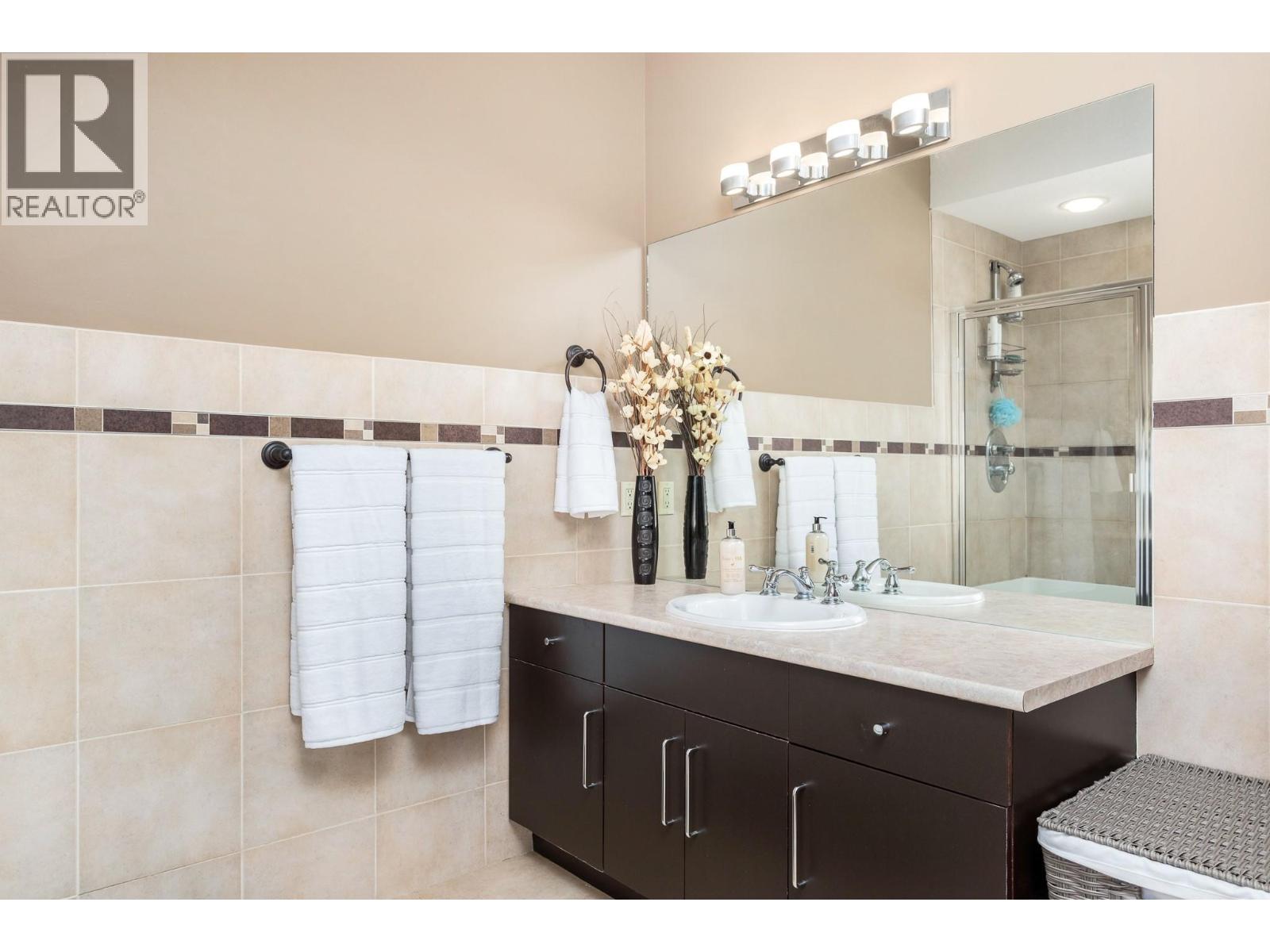 904 33 Avenue, Vernon, British Columbia  V1T 9V7 - Photo 24 - 10390600