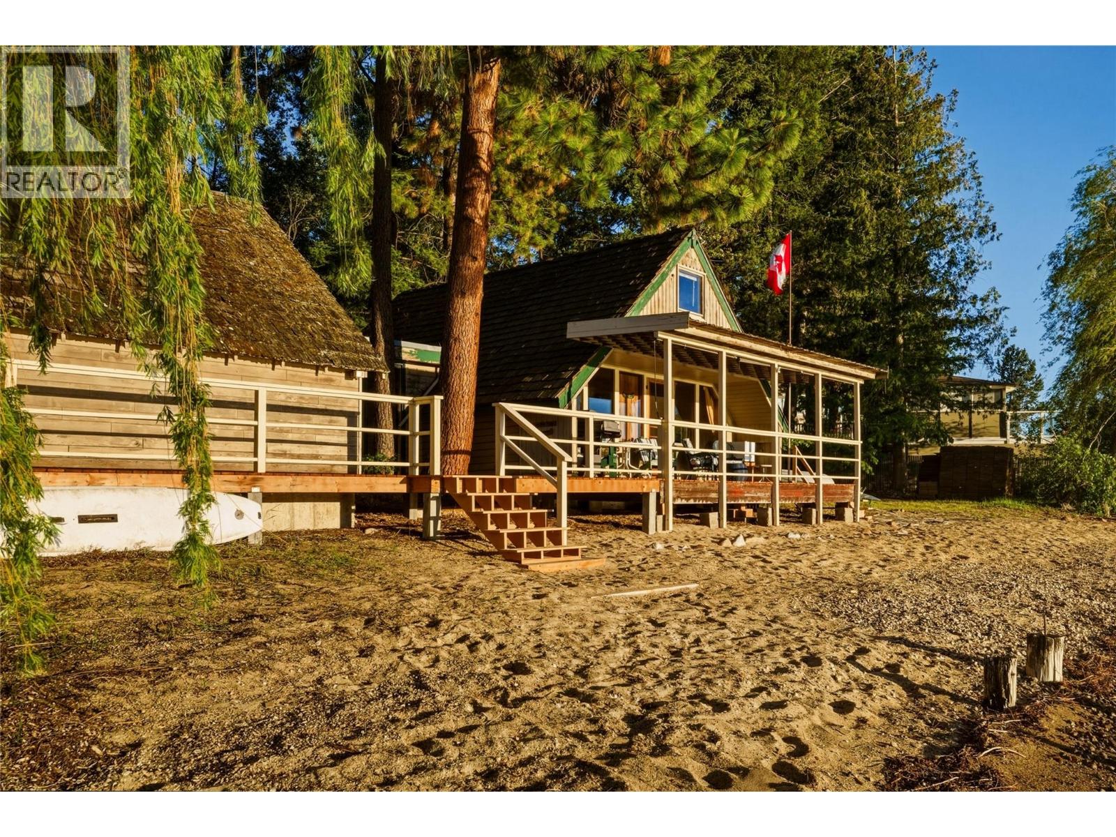 4625 Mill Road, Naramata, British Columbia  V0H 1N1 - Photo 2 - 10388942