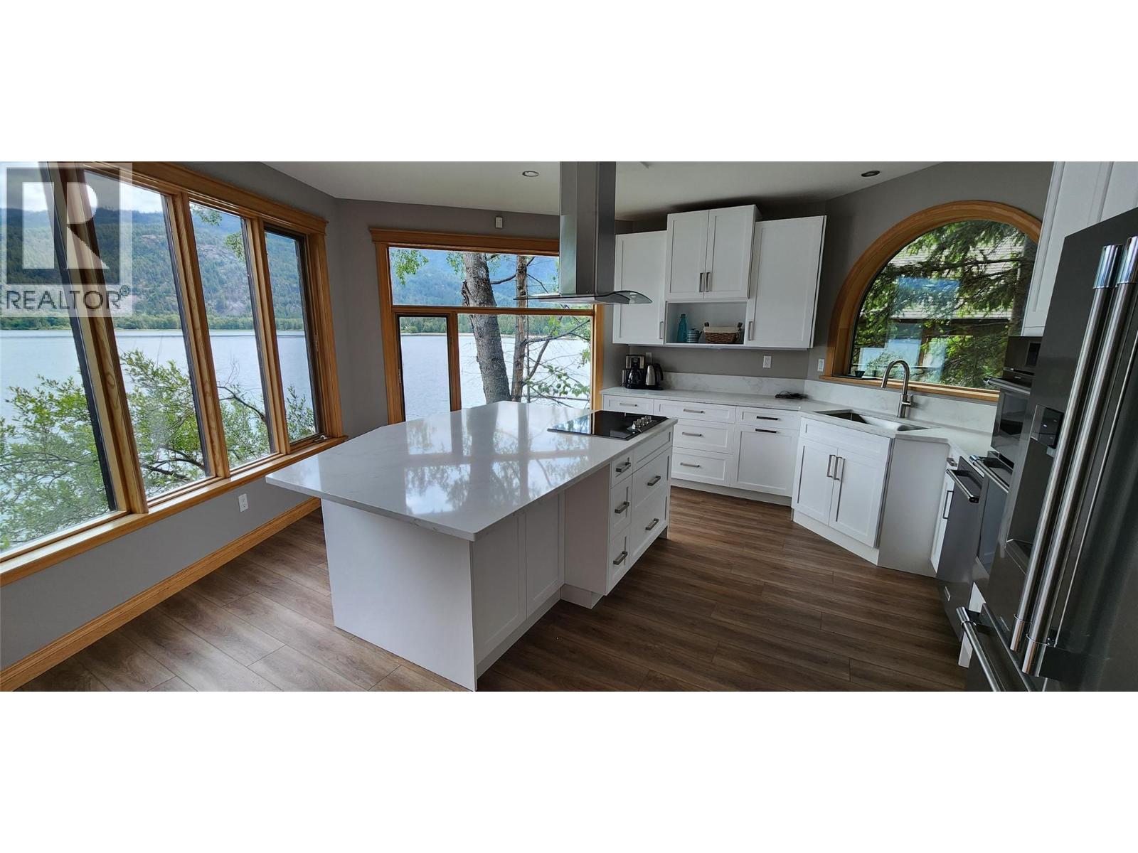 1722 West Lake Drive, Christina Lake, British Columbia  V0H 1E0 - Photo 13 - 10391009