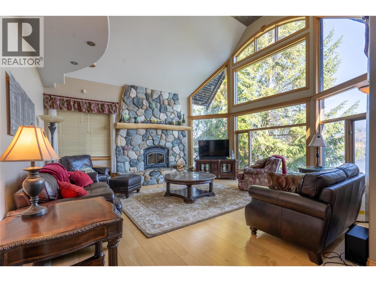 1722 West Lake Drive, Christina Lake, British Columbia  V0H 1E0 - Photo 18 - 10391009