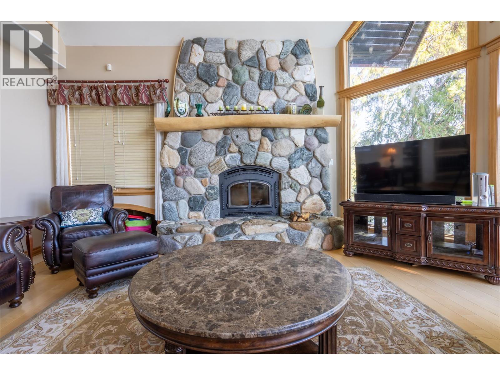 1722 West Lake Drive, Christina Lake, British Columbia  V0H 1E0 - Photo 19 - 10391009