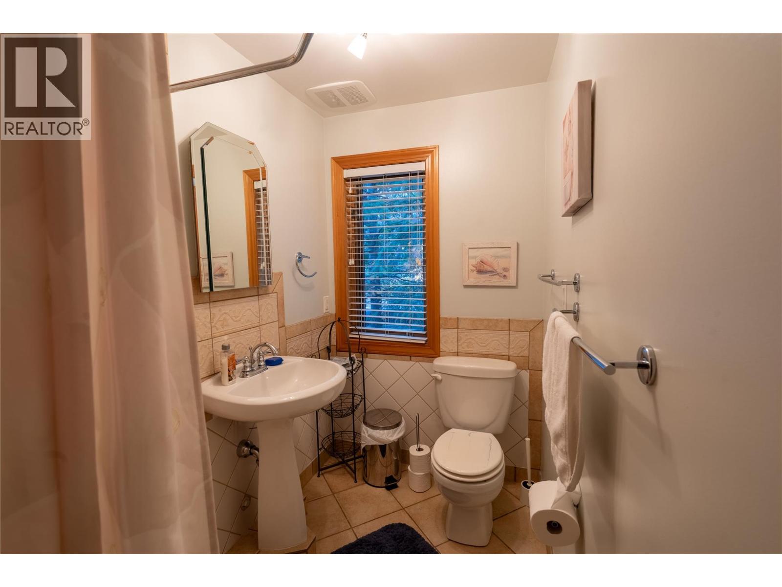 1722 West Lake Drive, Christina Lake, British Columbia  V0H 1E0 - Photo 51 - 10391009