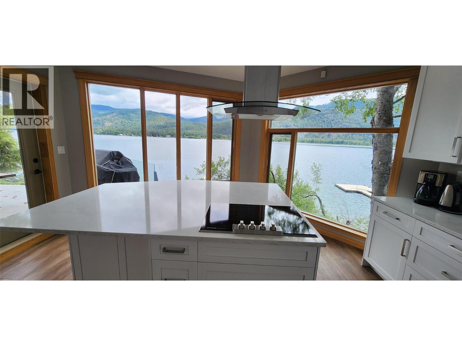 1722 West Lake Drive, Christina Lake, British Columbia  V0H 1E0 - Photo 6 - 10391009