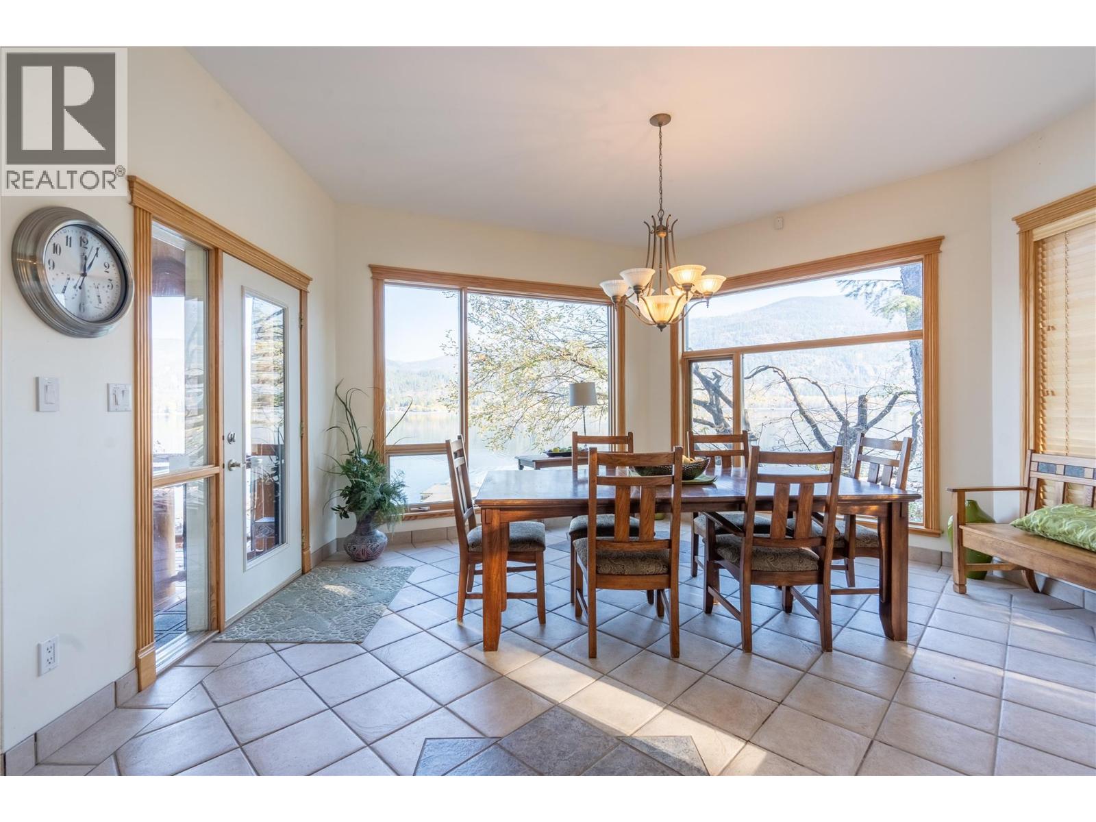 1722 West Lake Drive, Christina Lake, British Columbia  V0H 1E0 - Photo 61 - 10391009