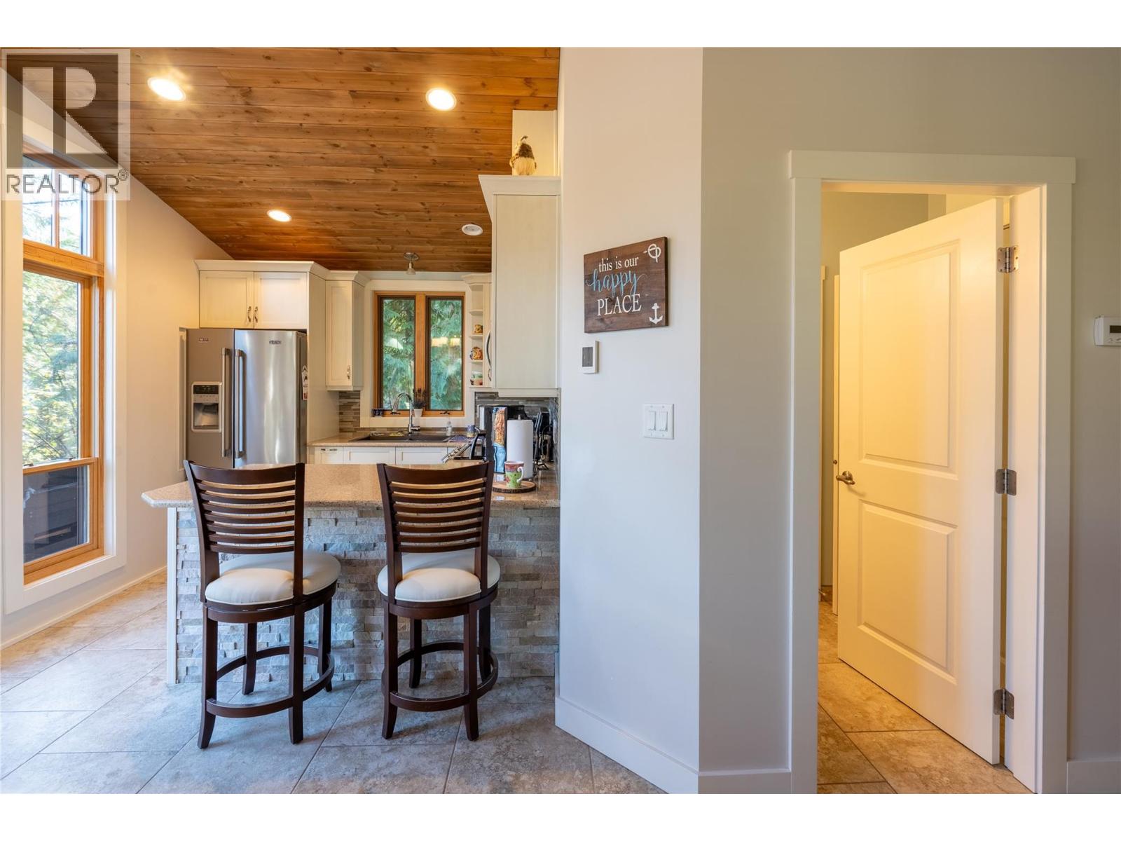 1722 West Lake Drive, Christina Lake, British Columbia  V0H 1E0 - Photo 80 - 10391009