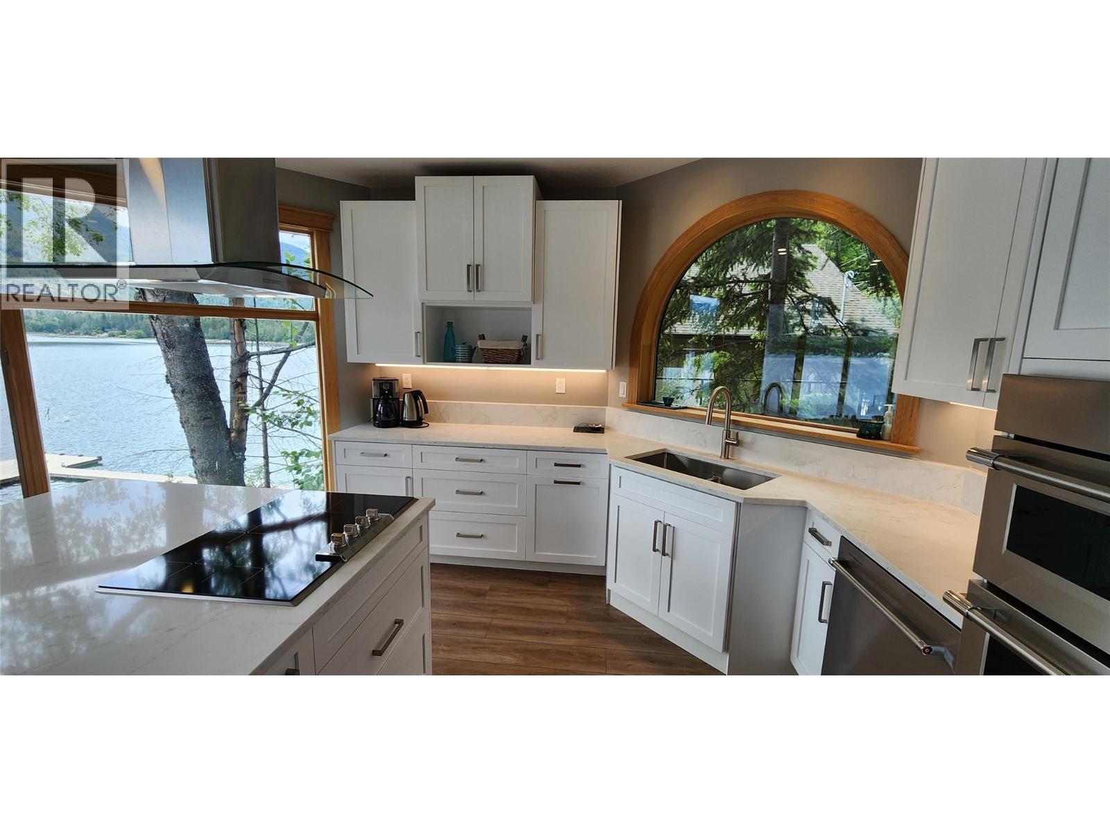 1722 West Lake Drive, Christina Lake, British Columbia  V0H 1E0 - Photo 9 - 10391009