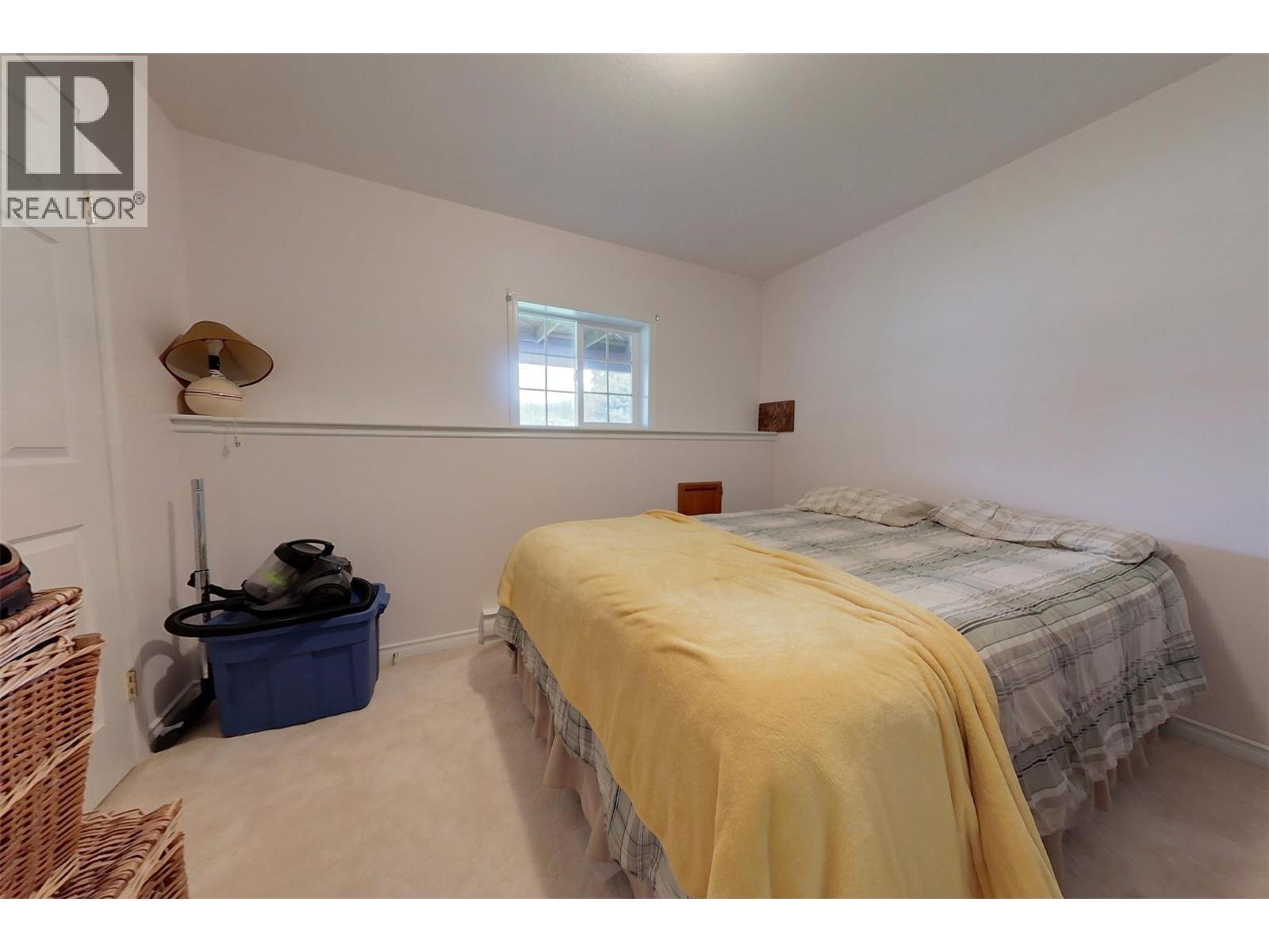 301 Fowler Street, Riondel, British Columbia  V0B 2B0 - Photo 26 - 10391102