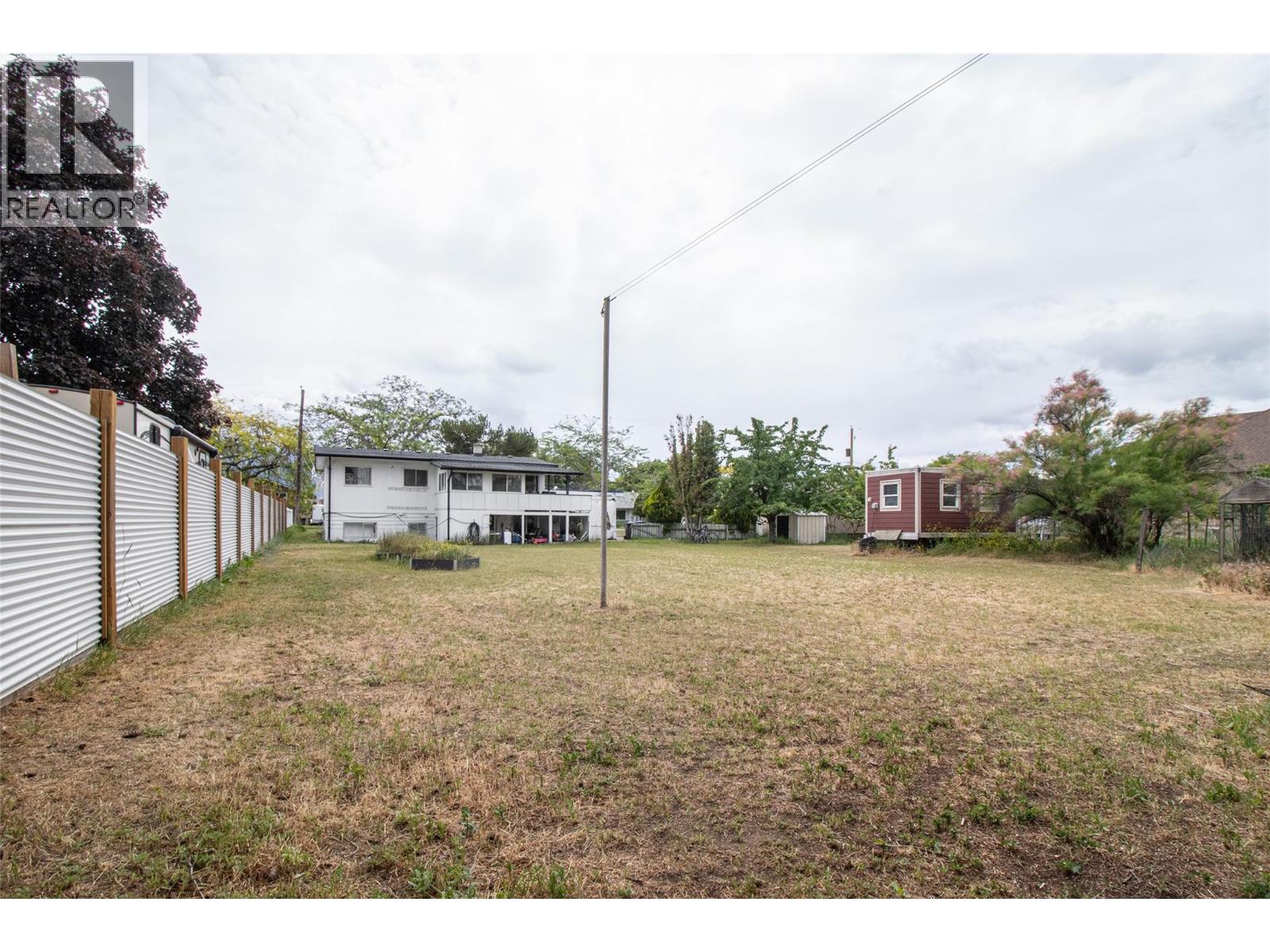 1381 Mcbride Road, Kelowna, British Columbia  V1Y 4A5 - Photo 22 - 10390928