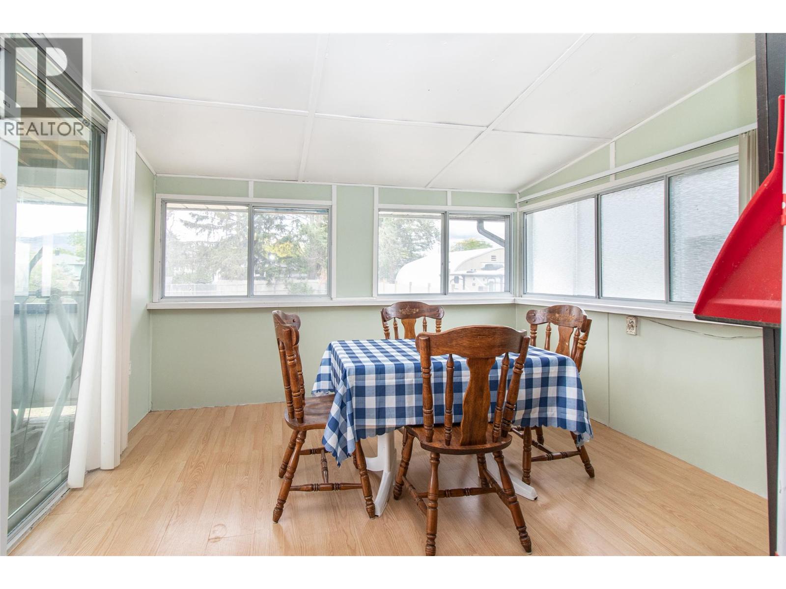 1381 Mcbride Road, Kelowna, British Columbia  V1Y 4A5 - Photo 7 - 10390928