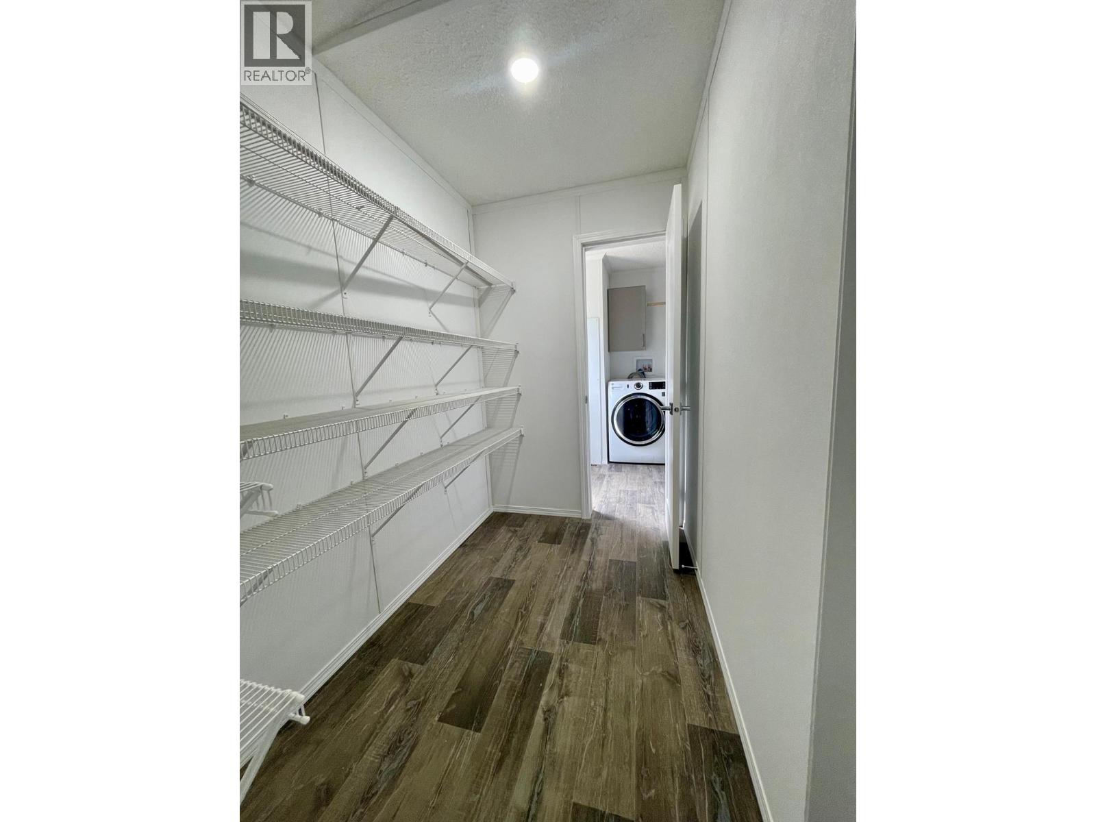 10 Chimo Crescent, Elkford, British Columbia  V0B 1H0 - Photo 15 - 10388974