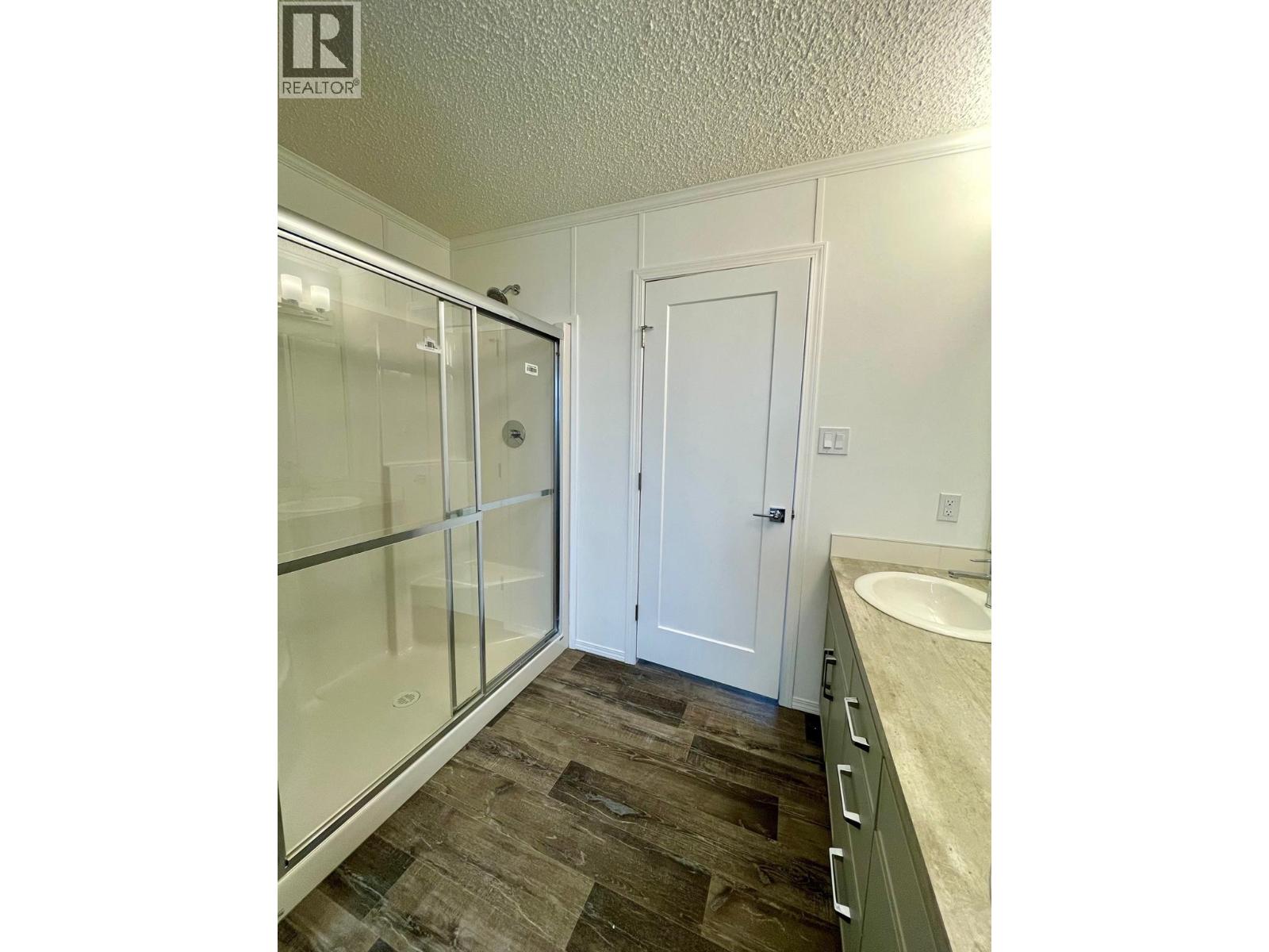 10 Chimo Crescent, Elkford, British Columbia  V0B 1H0 - Photo 21 - 10388974