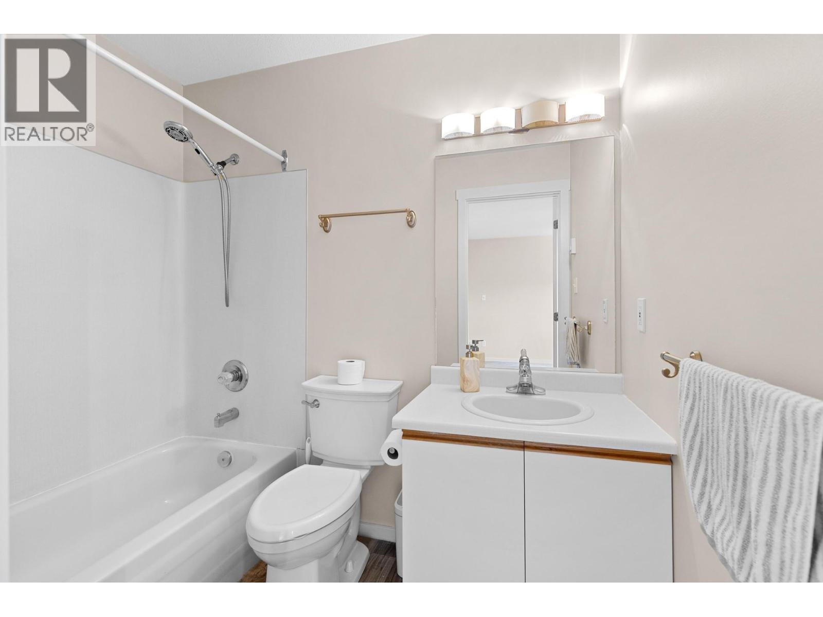 400 Sutton Crescent Unit# 301, Kelowna, British Columbia  V1V 1Y3 - Photo 16 - 10390558