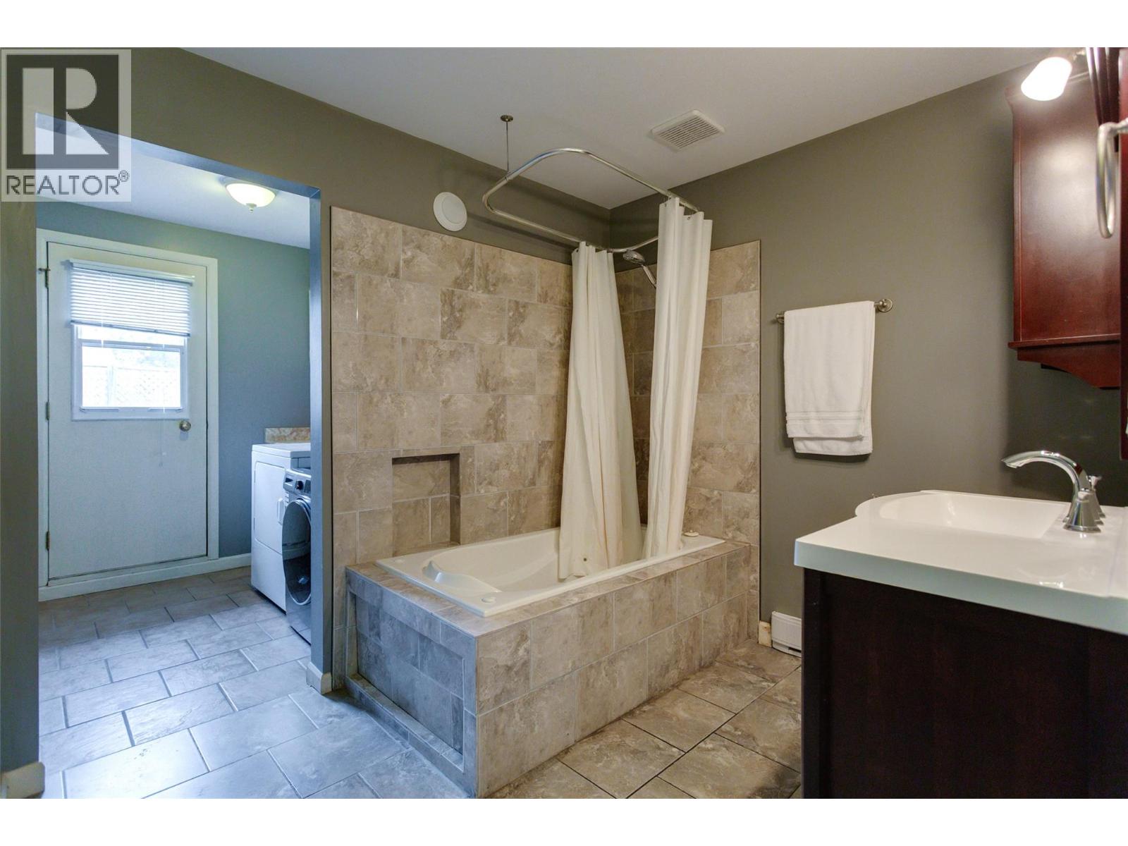500 Lester Road Unit# 1, Kelowna, British Columbia  V1X 6E2 - Photo 24 - 10391117