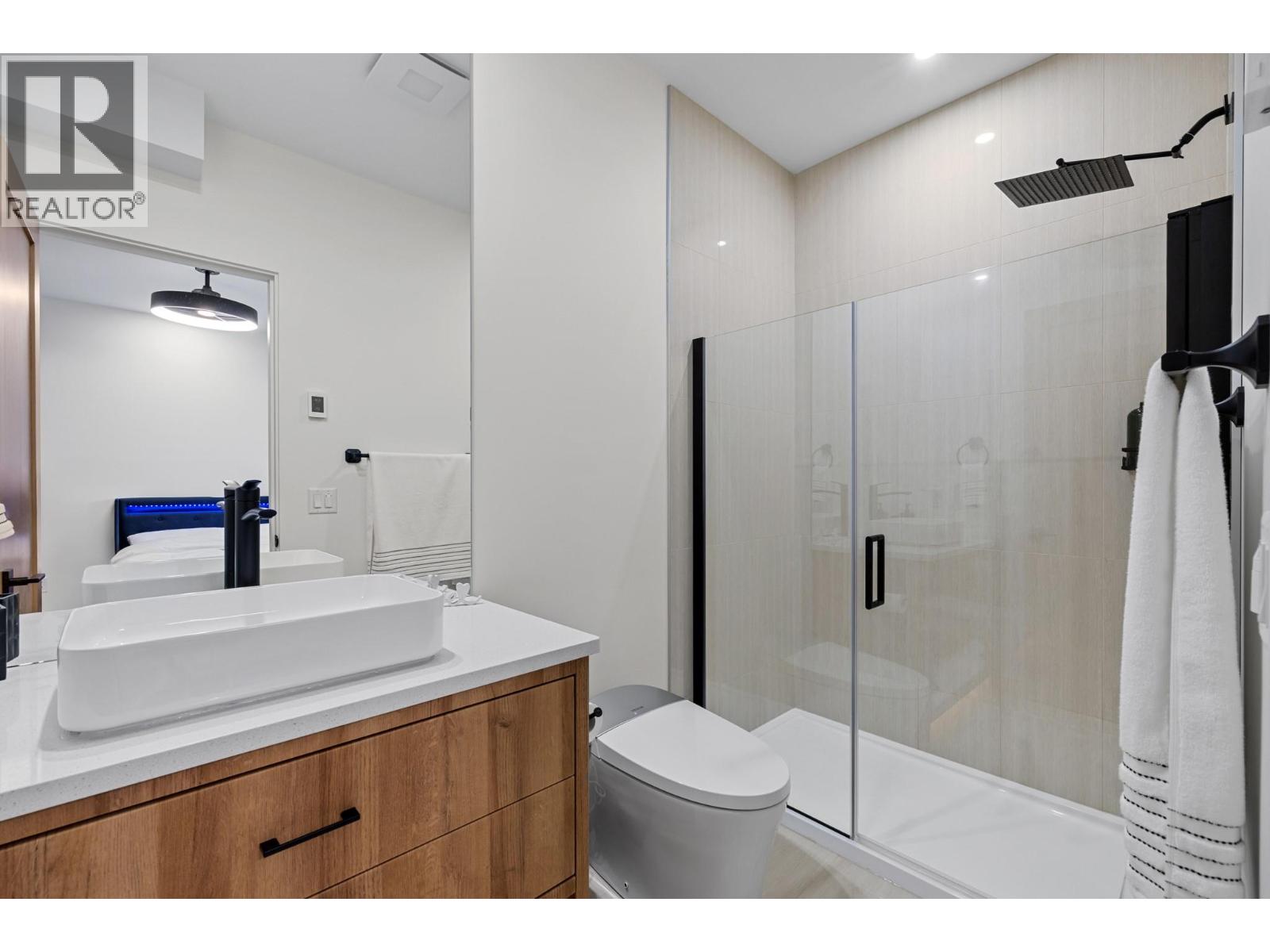 8900 Jim Bailey Road Unit# 6, Kelowna, British Columbia  V4V 0B5 - Photo 11 - 10390846