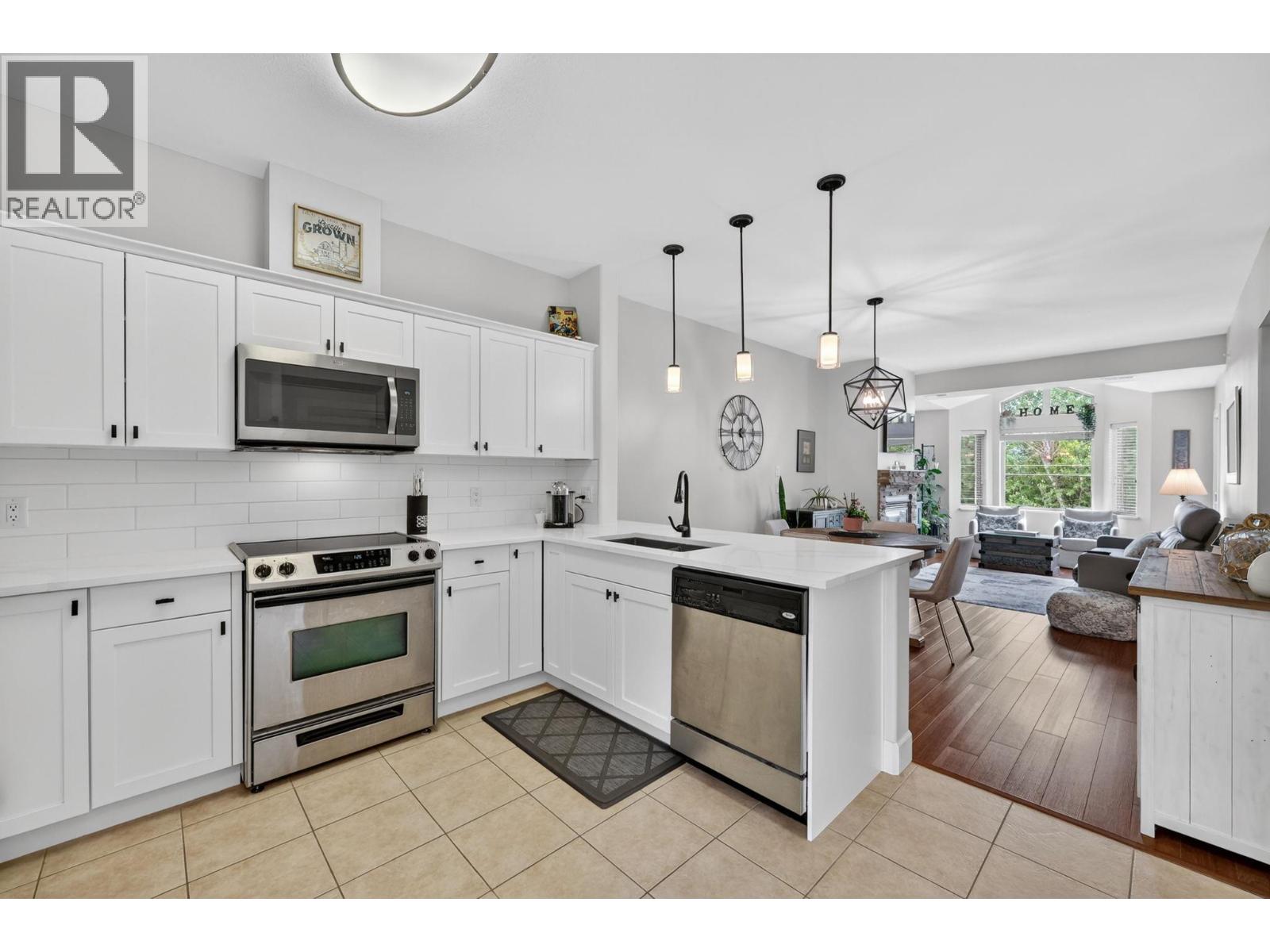 3996 Beach Avenue Unit# 330, Peachland, British Columbia  V0H 1X5 - Photo 13 - 10389138