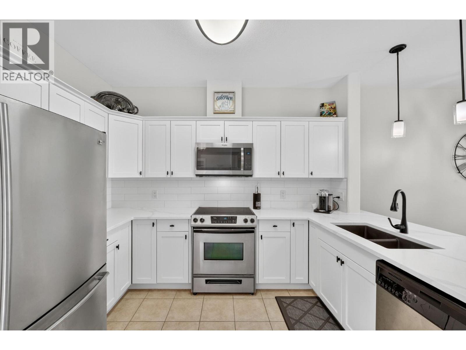 3996 Beach Avenue Unit# 330, Peachland, British Columbia  V0H 1X5 - Photo 15 - 10389138
