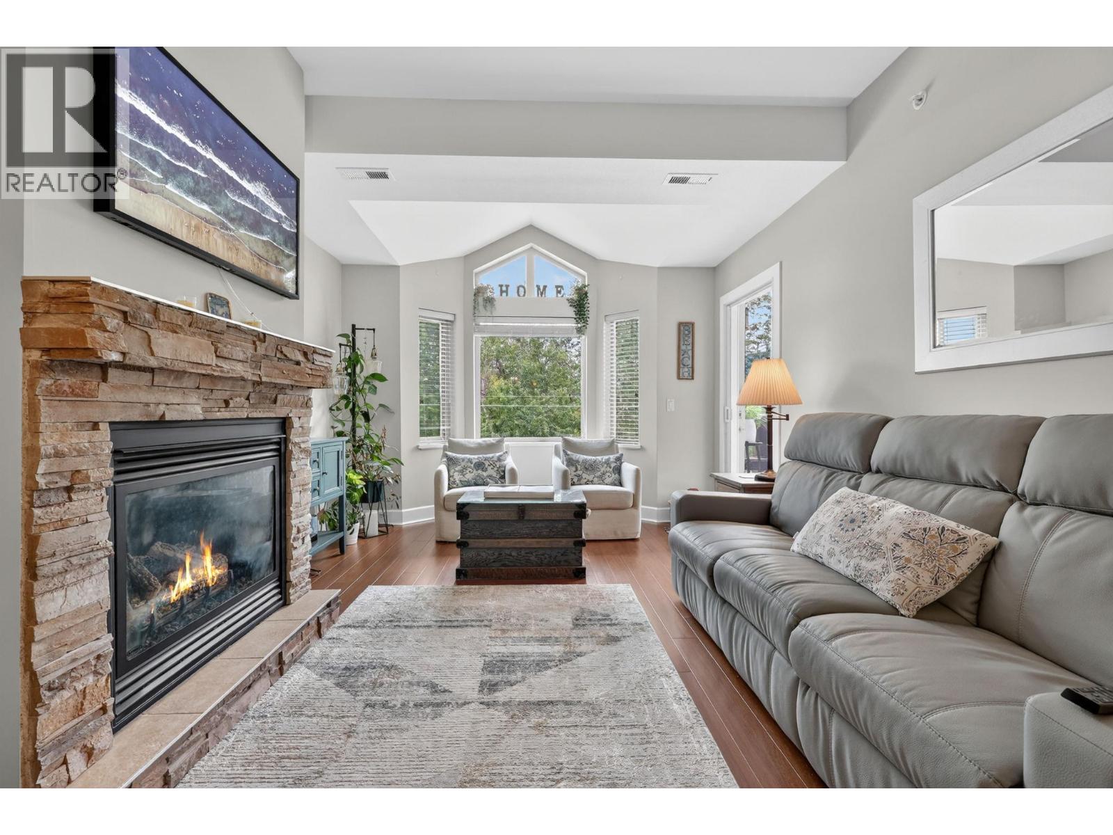 3996 Beach Avenue Unit# 330, Peachland, British Columbia  V0H 1X5 - Photo 7 - 10389138