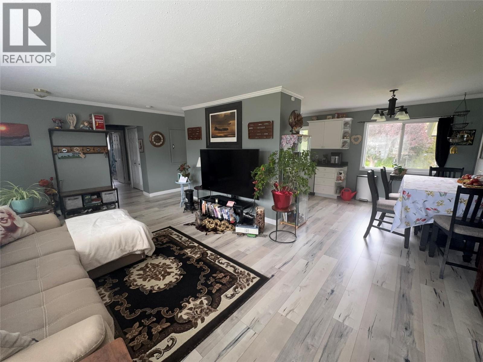 2225 Merritt Avenue, Merritt, British Columbia  V1K 1B8 - Photo 2 - 10390923