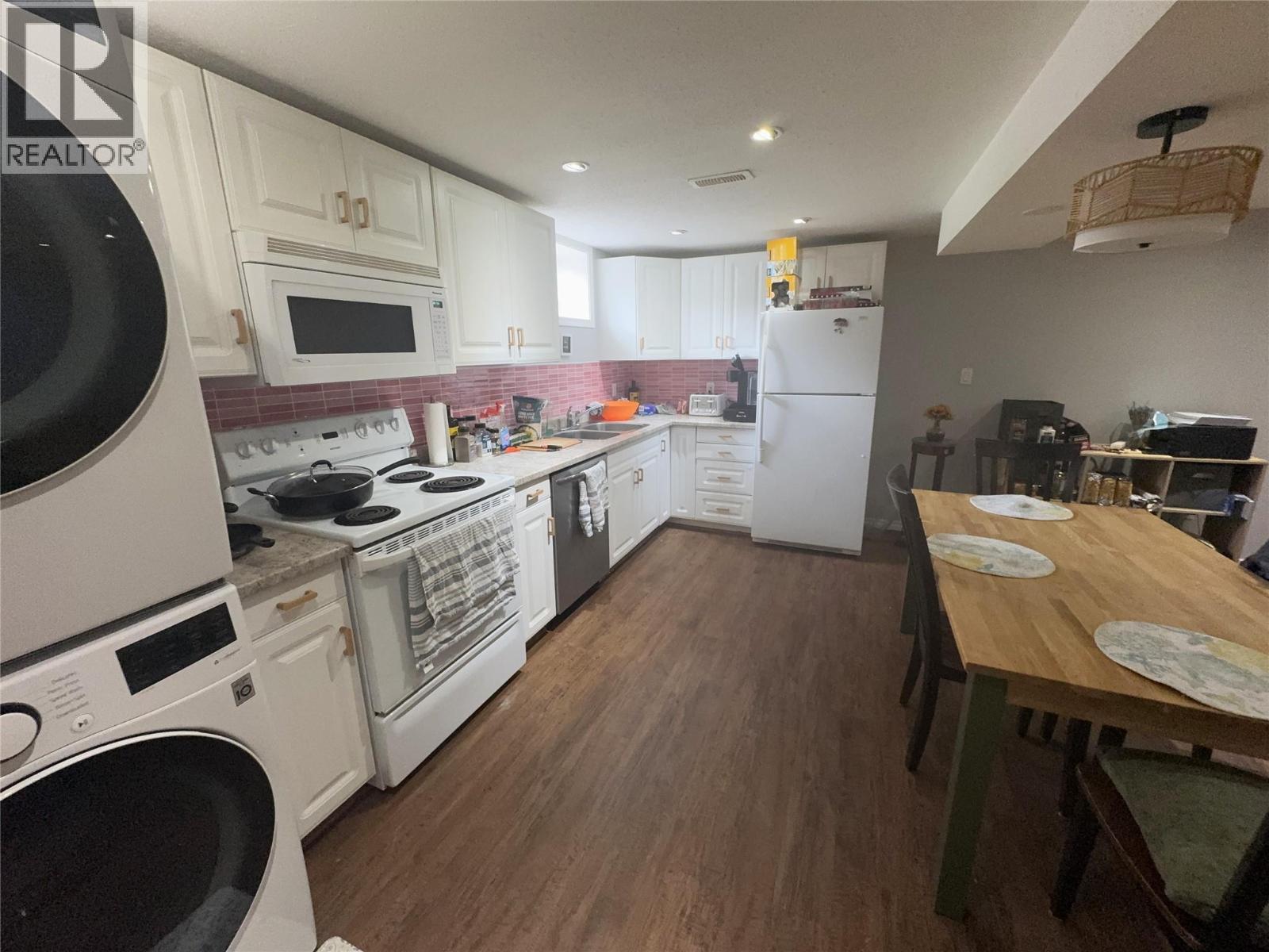 2225 Merritt Avenue, Merritt, British Columbia  V1K 1B8 - Photo 7 - 10390923