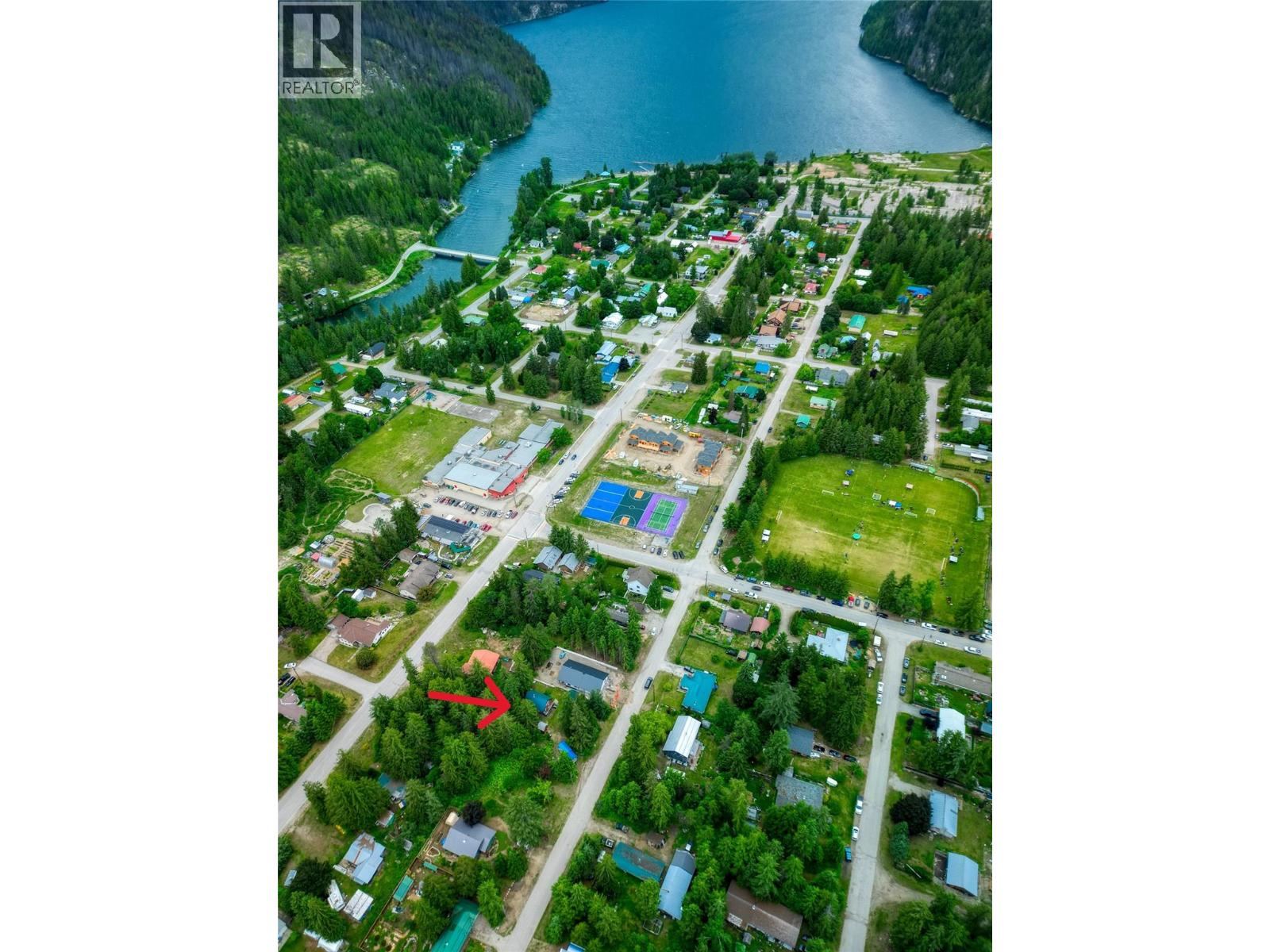 1017 Hume Street, Slocan, British Columbia  V0G 2C0 - Photo 21 - 10391071