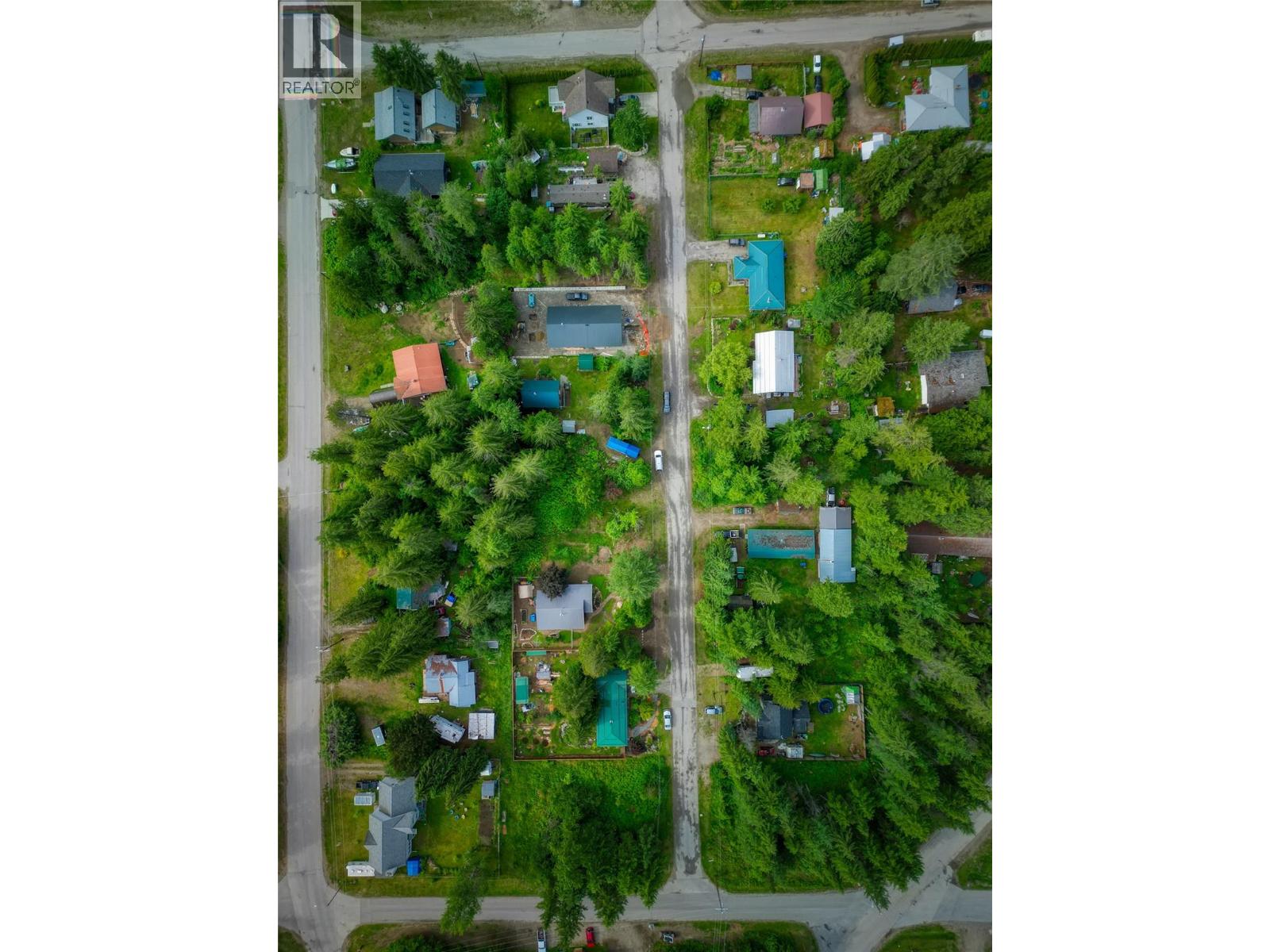 1017 Hume Street, Slocan, British Columbia  V0G 2C0 - Photo 26 - 10391071