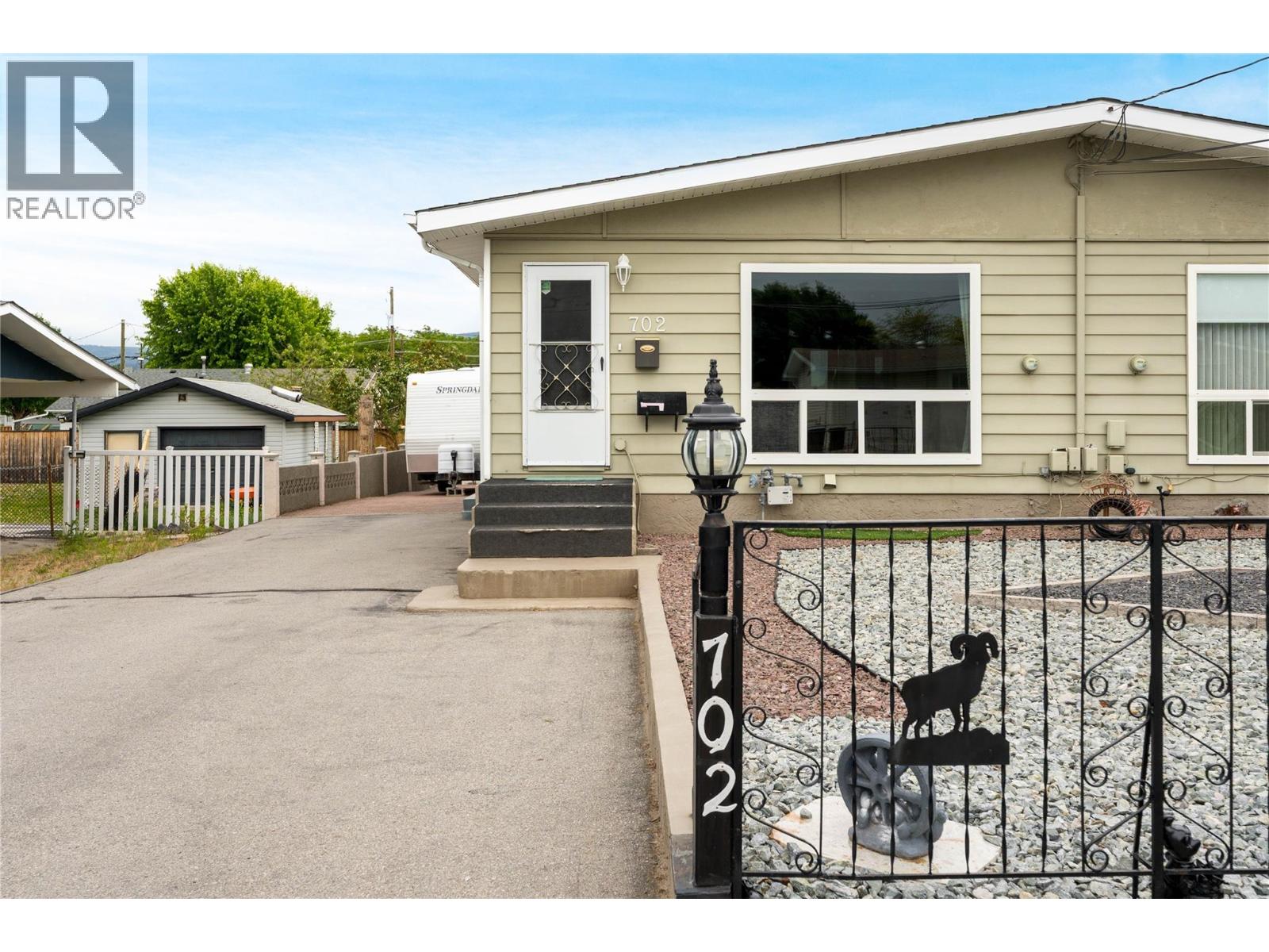 702 Hollydell Road, Kelowna, British Columbia  V1X 1L5 - Photo 27 - 10390712