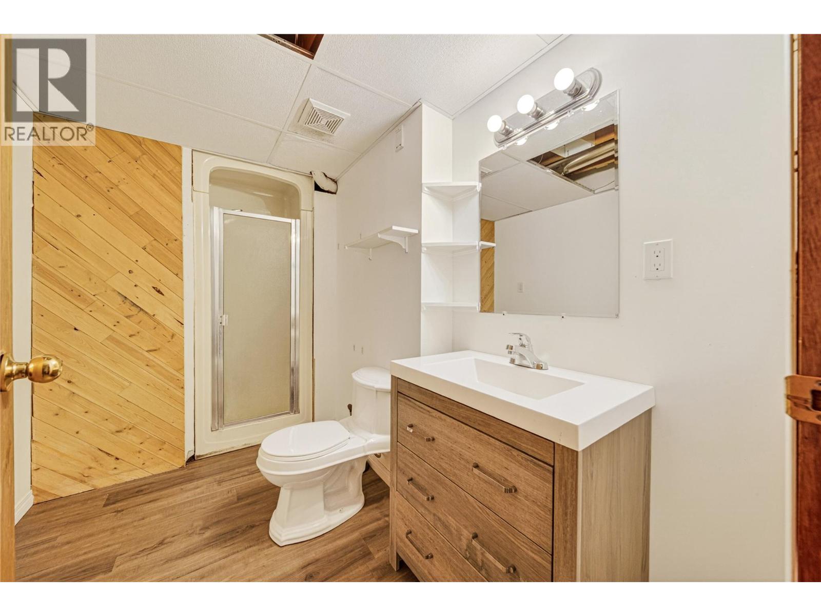 311 Red Cedar Drive, Sparwood, British Columbia  V0B 2G0 - Photo 17 - 10384370