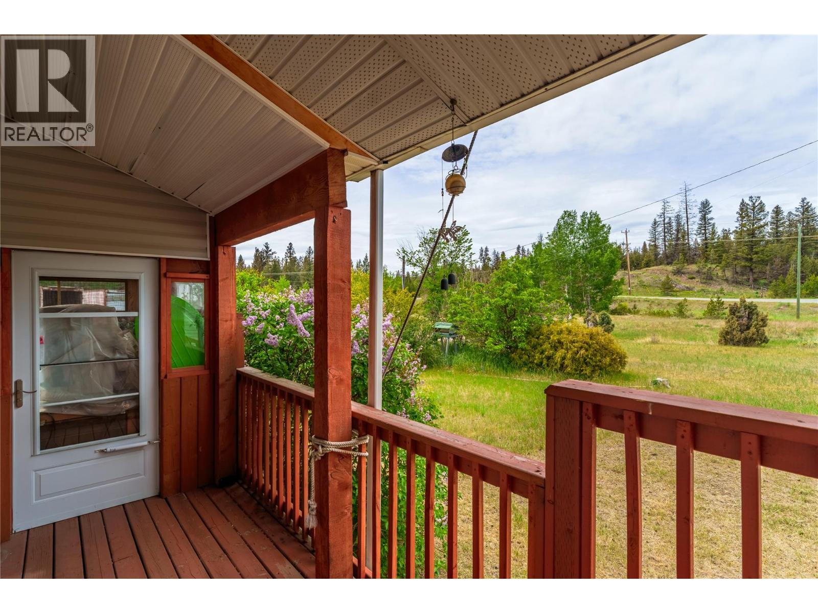 1912 Chasm Road, 70 Mile House, British Columbia  V0K 2K0 - Photo 16 - 10391128