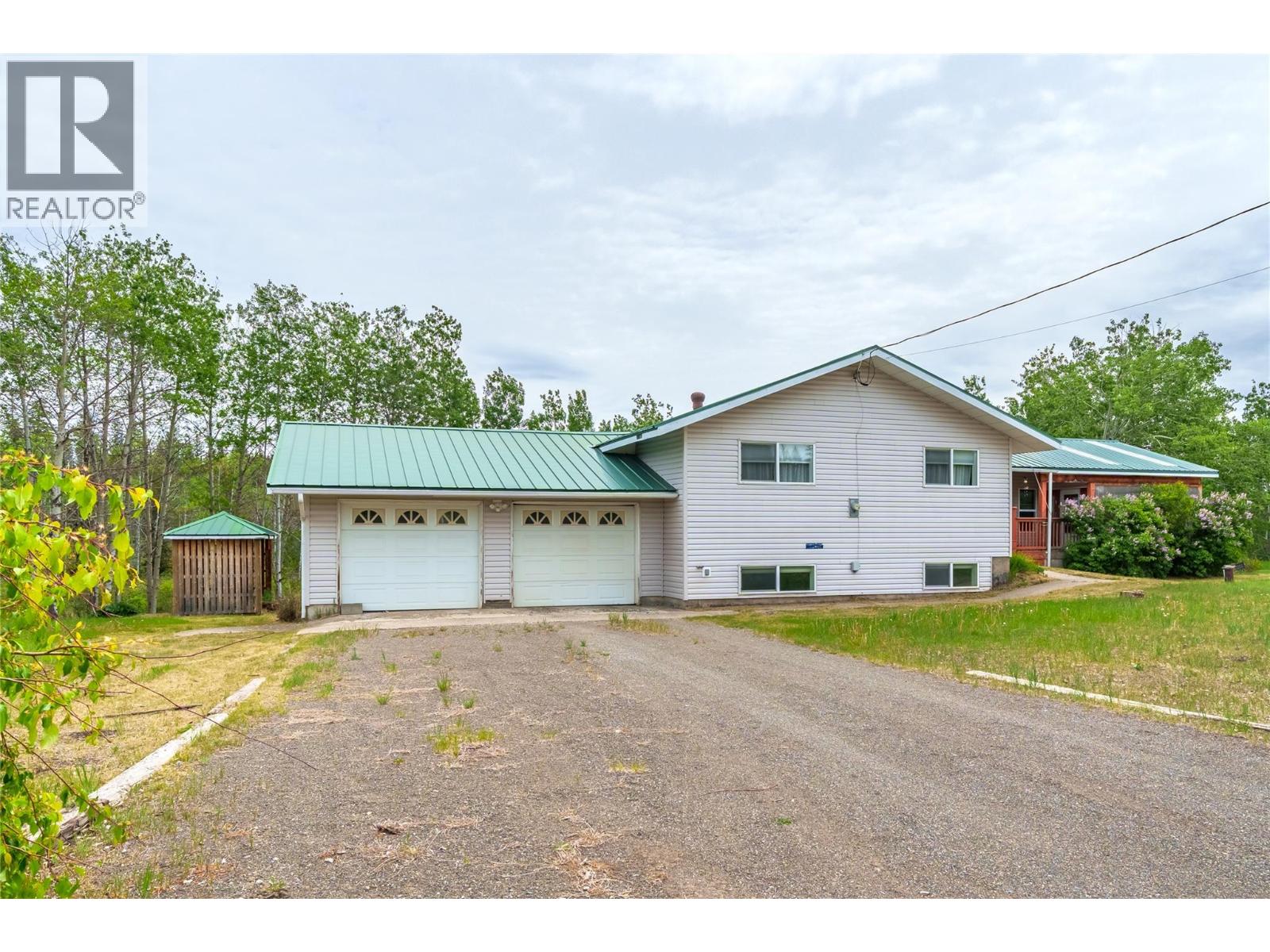 1912 Chasm Road, 70 Mile House, British Columbia  V0K 2K0 - Photo 2 - 10391128