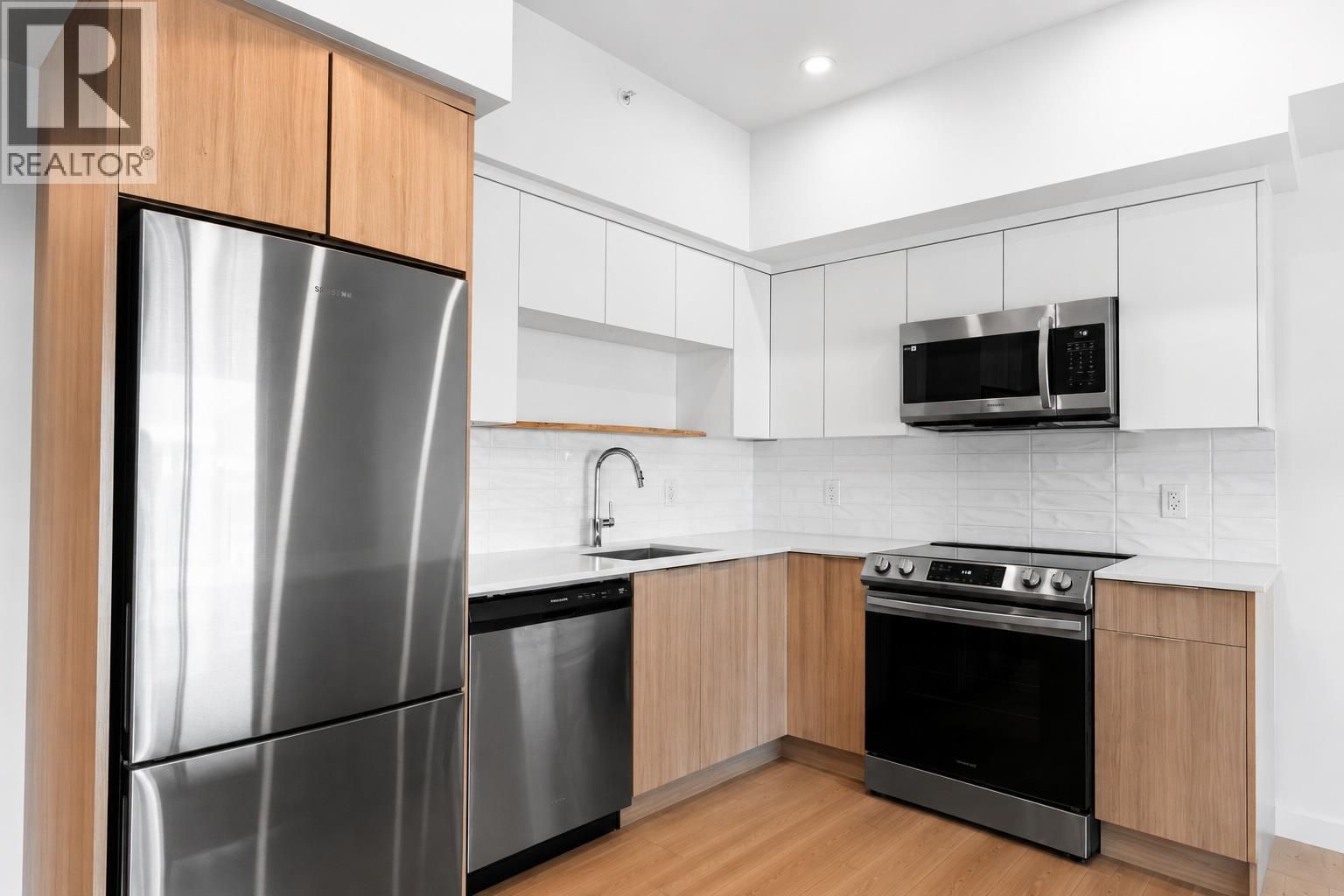 604 Cawston Avenue Unit# 610, Kelowna, British Columbia  V1Y 6Z4 - Photo 4 - 10391048