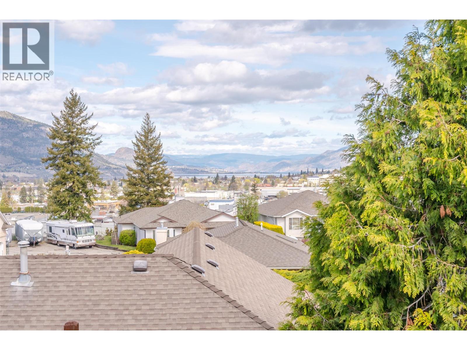 174 Adamson Court, Penticton, British Columbia  V2A 7R8 - Photo 44 - 10390946
