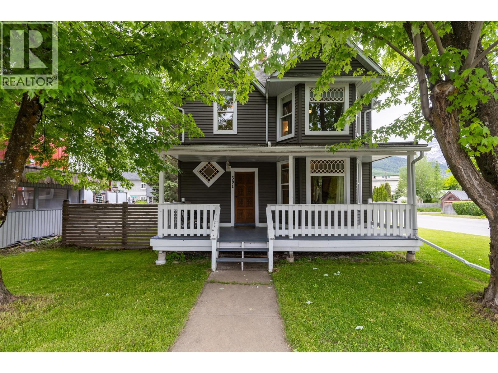 391 6TH Avenue, fernie, British Columbia