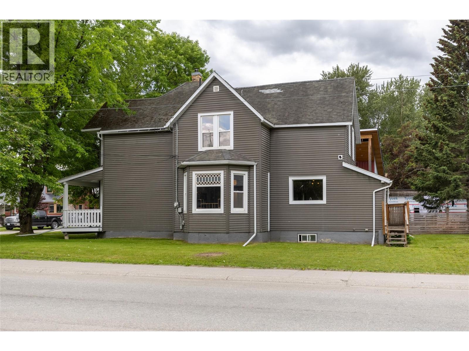 391 6th Avenue, Fernie, British Columbia  V0B 1M0 - Photo 10 - 10390622