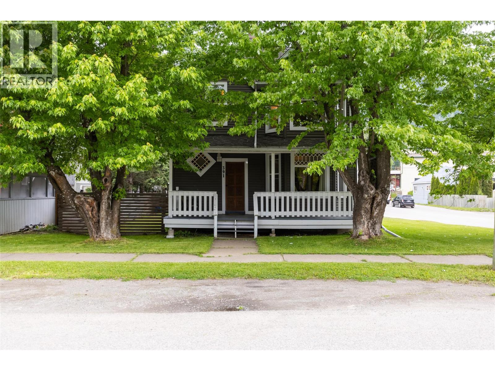 391 6th Avenue, Fernie, British Columbia  V0B 1M0 - Photo 60 - 10390622