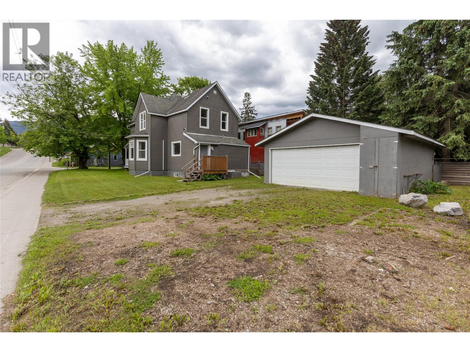 391 6th Avenue, Fernie, British Columbia  V0B 1M0 - Photo 62 - 10390622