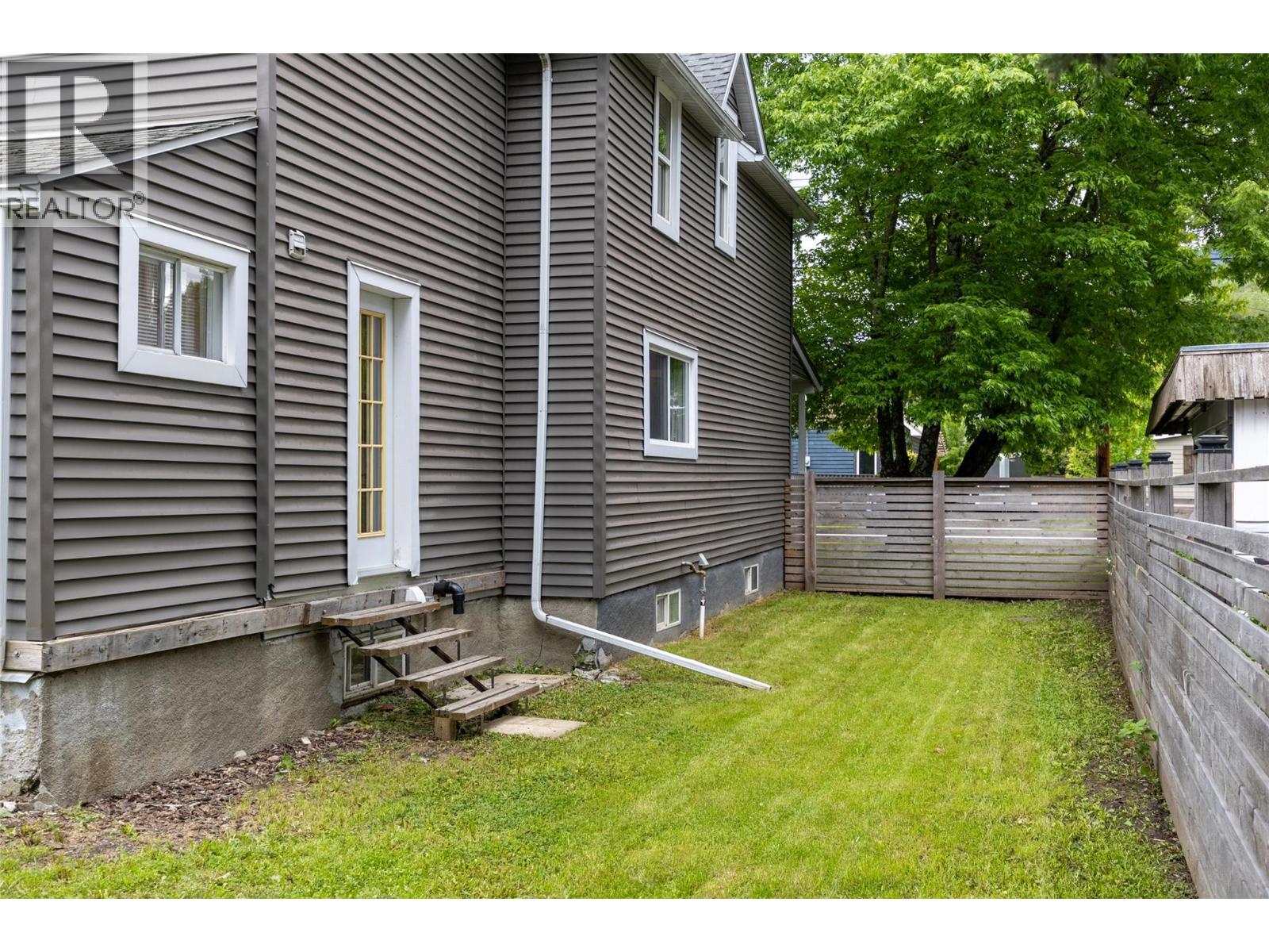 391 6th Avenue, Fernie, British Columbia  V0B 1M0 - Photo 65 - 10390622