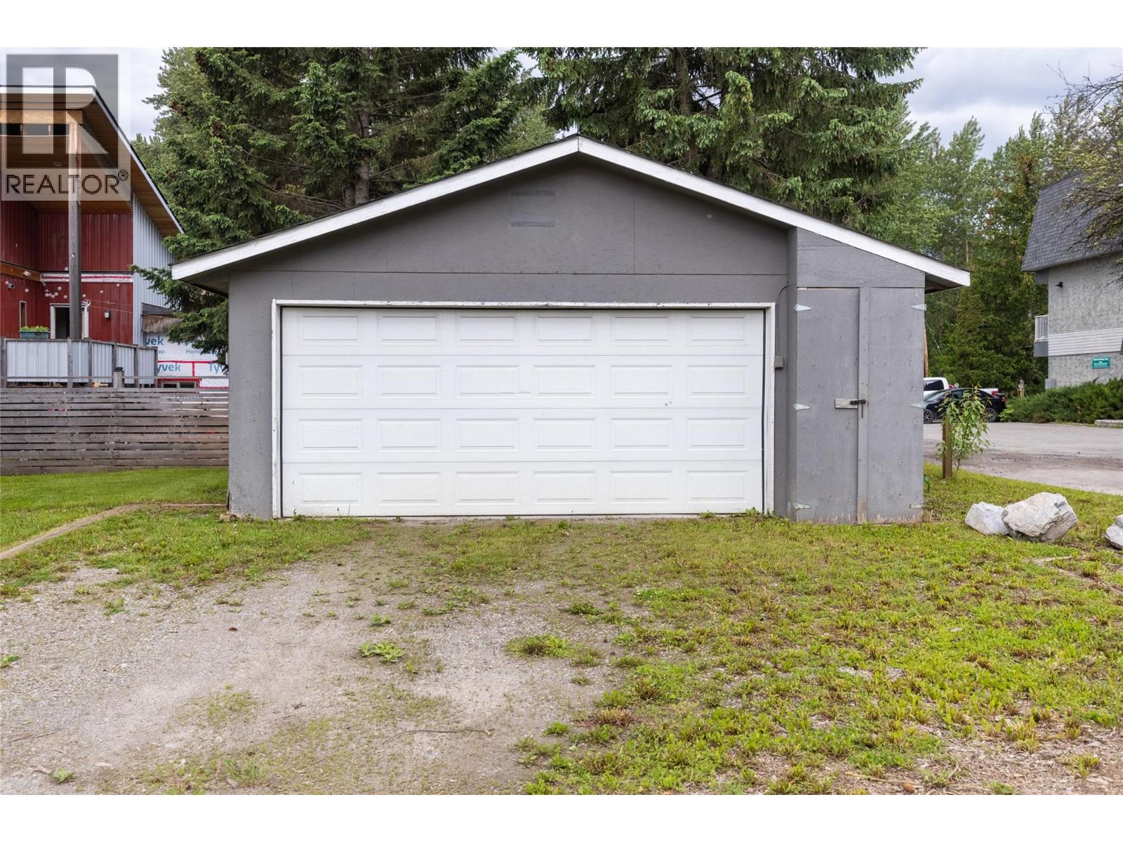 391 6th Avenue, Fernie, British Columbia  V0B 1M0 - Photo 66 - 10390622